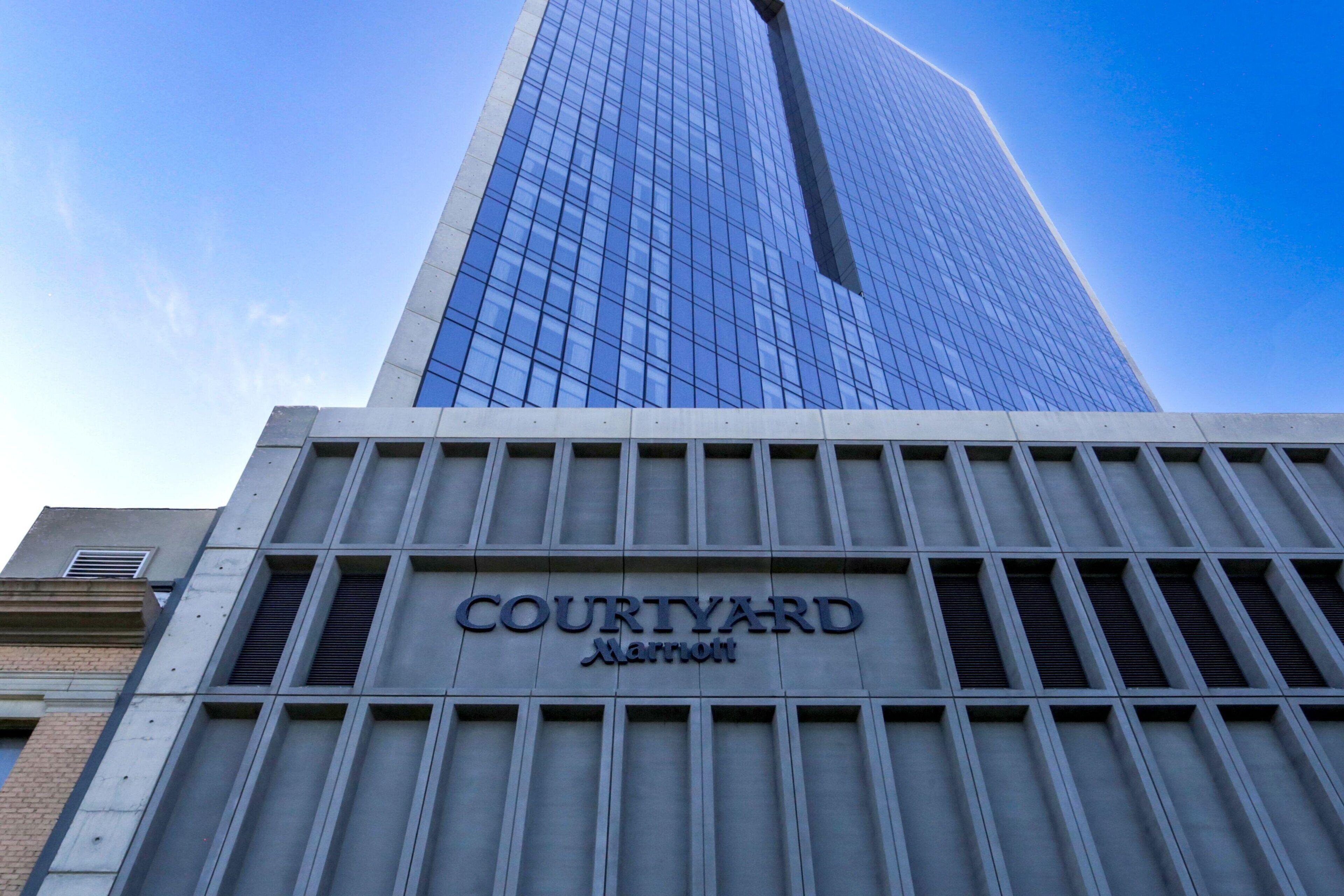 Hotel Courtyard By Marriott Long Island City/new York Manhattan View New York