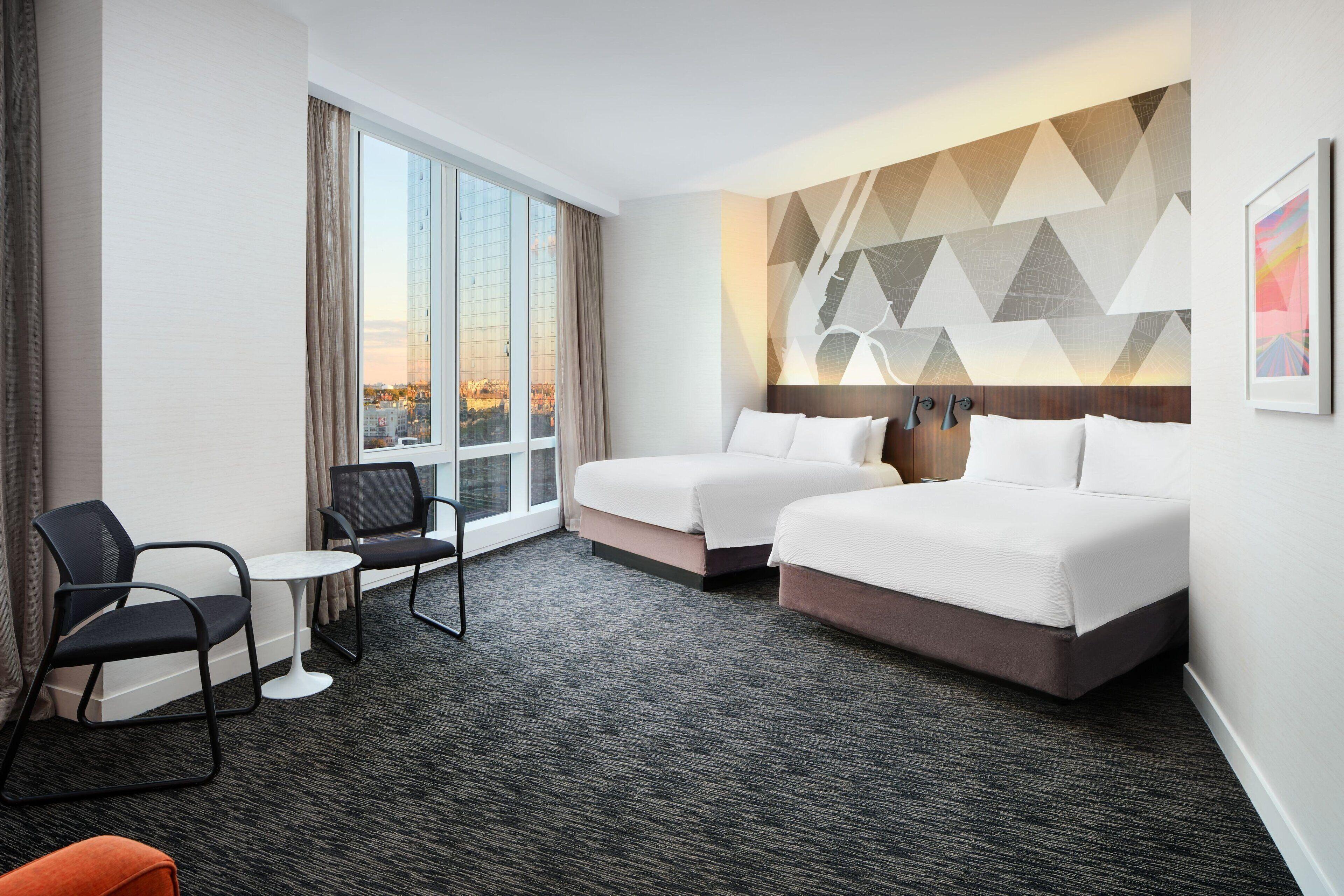Courtyard By Marriott Long Island City/new York Manhattan View Hotel