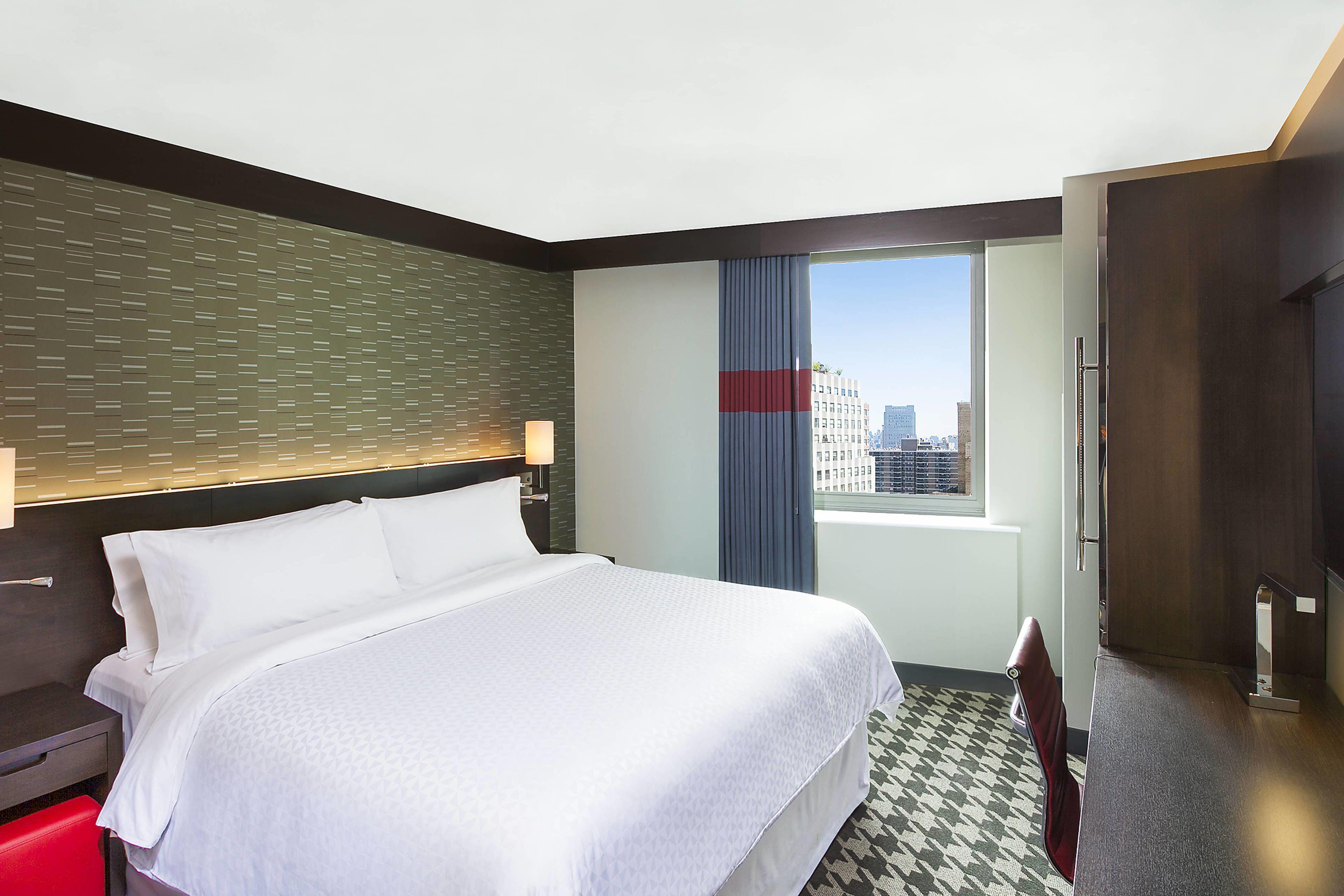 Hotel Four Points By Sheraton Downtown 3*