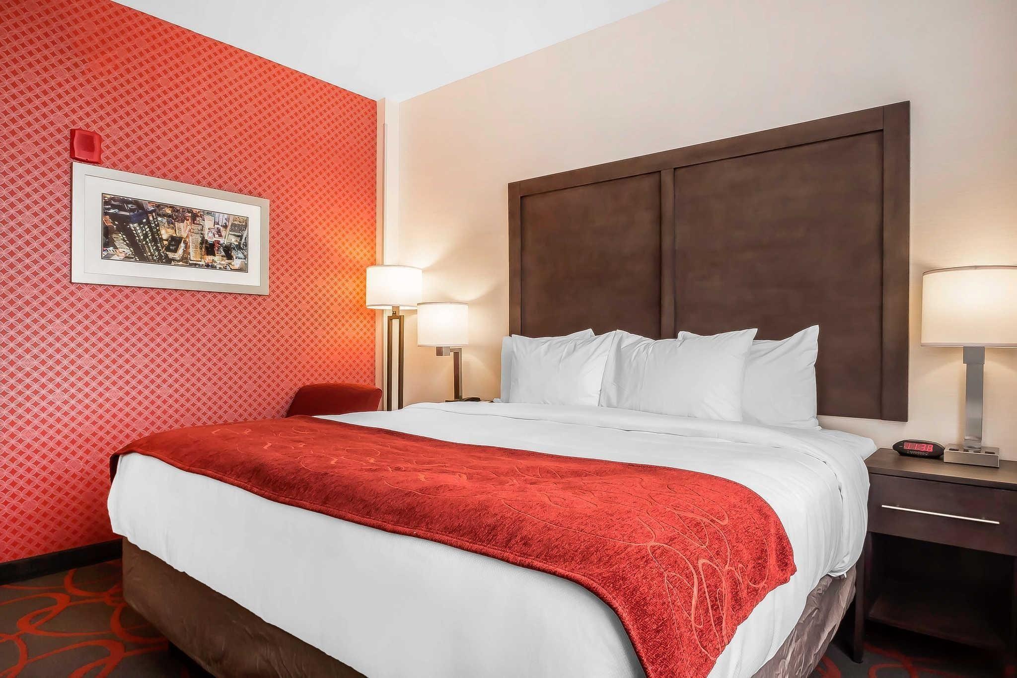 Hotel Comfort & Near Stadium