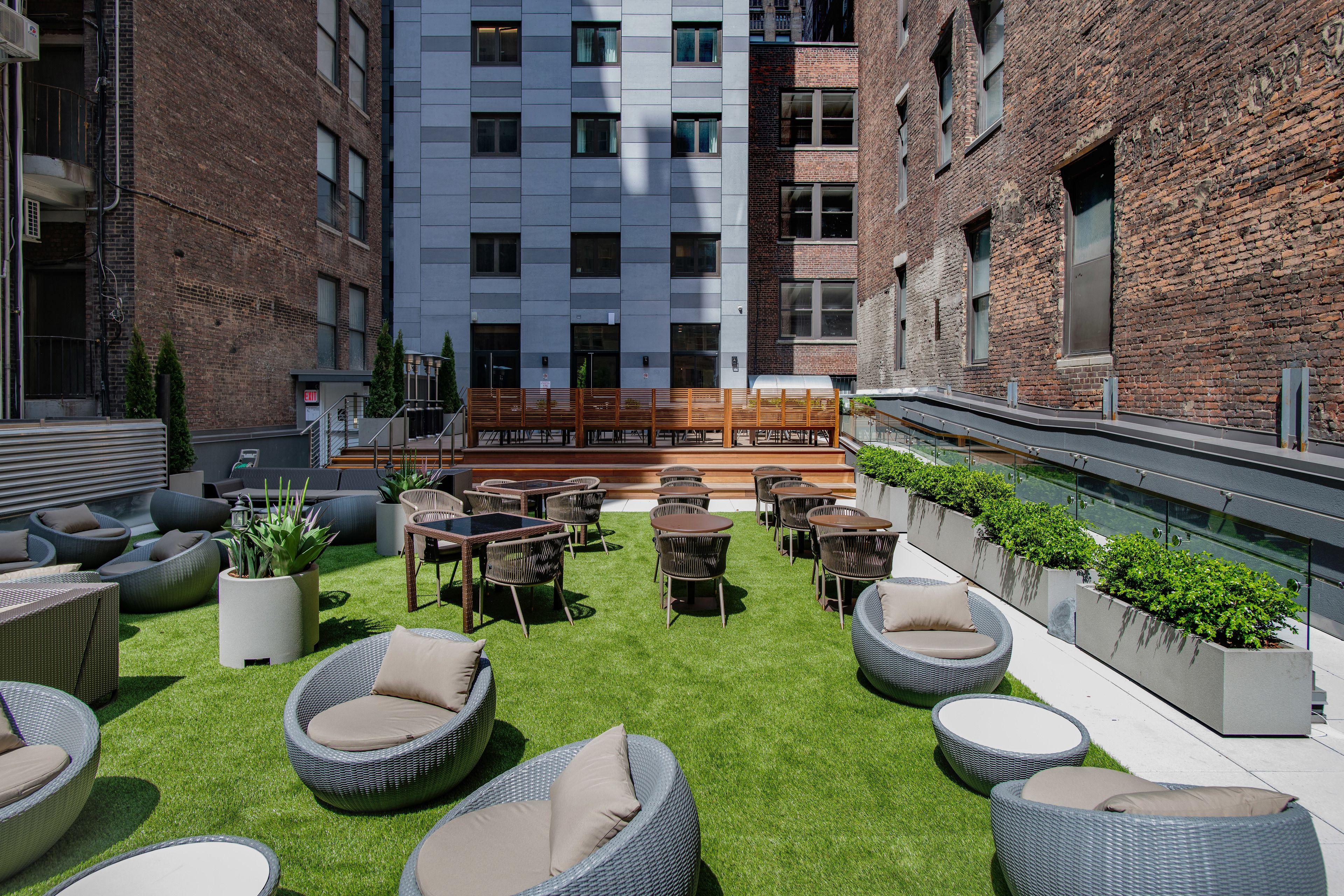 Embassy By Hilton Manhattan Times Square