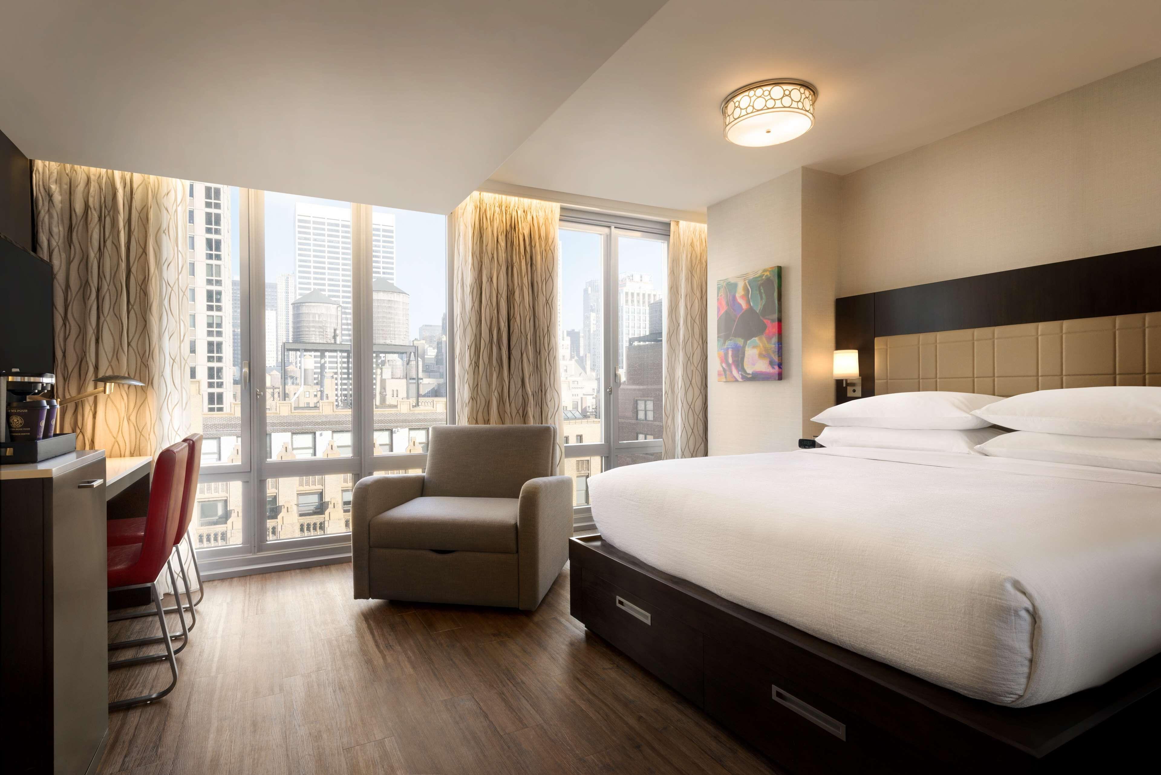 Hotel Embassy By Hilton Manhattan Times Square New York