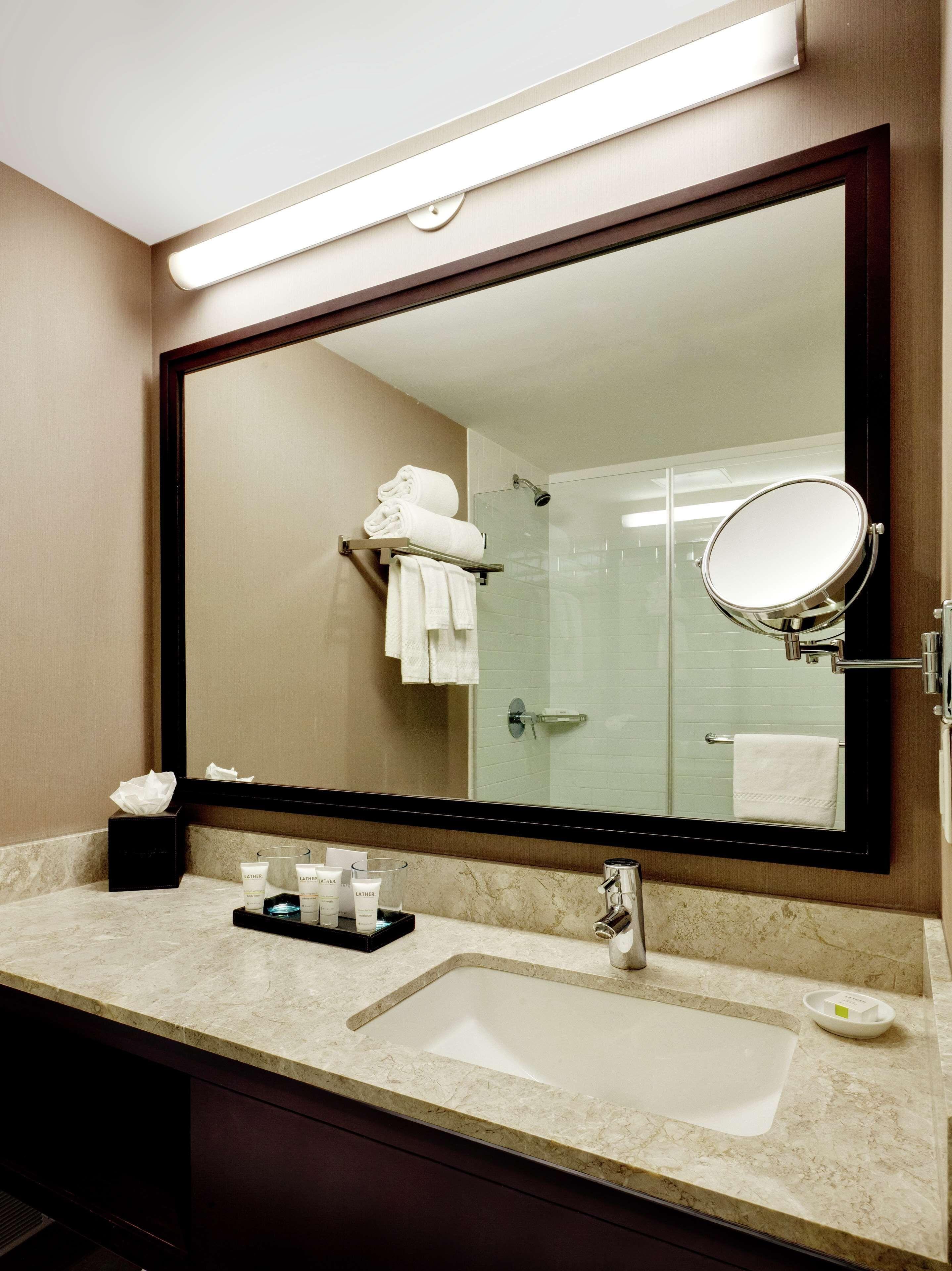 Hotel Distrikt City, Tapestry Collection By Hilton