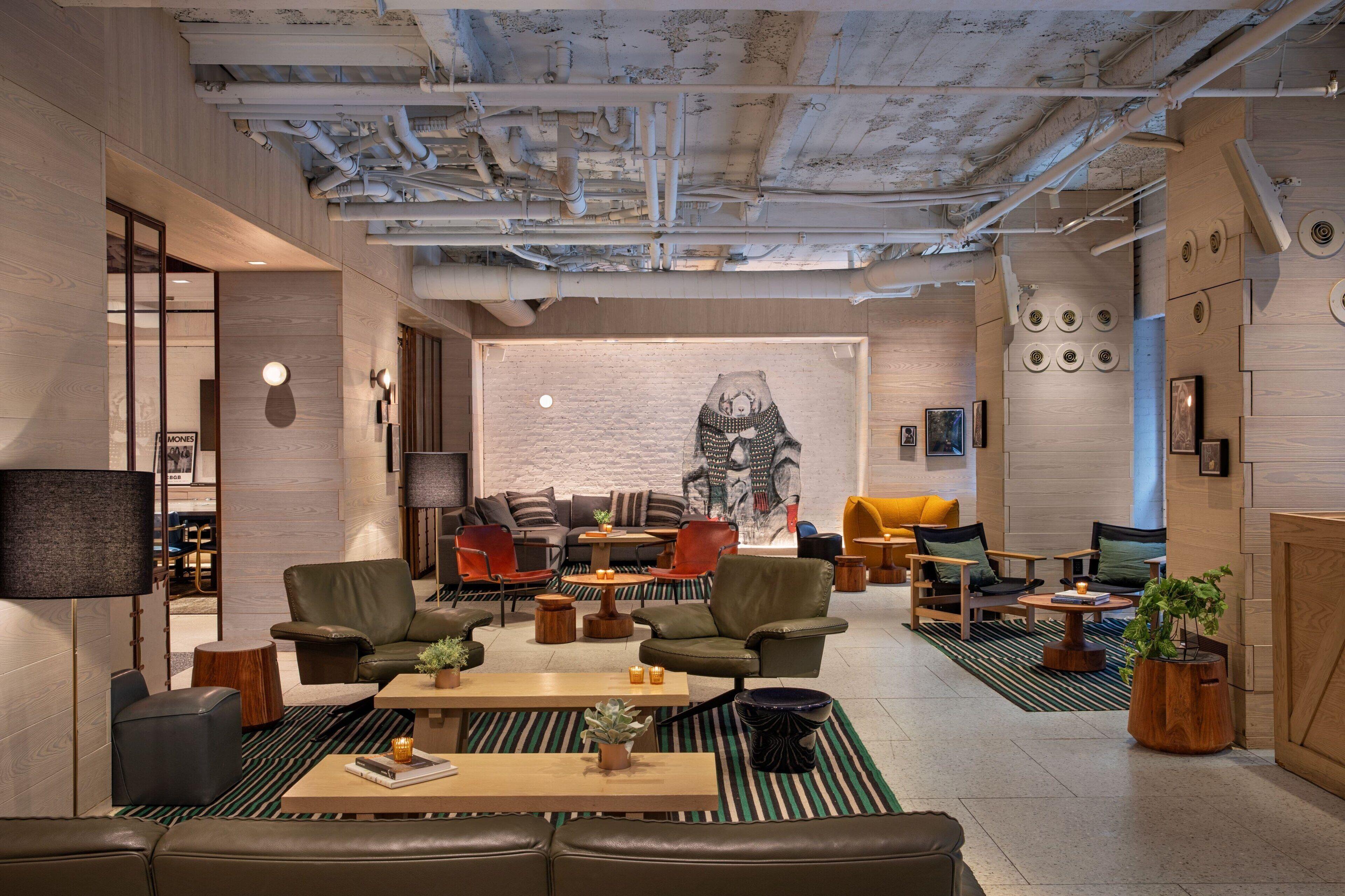 Moxy Nyc Times Square Hotel