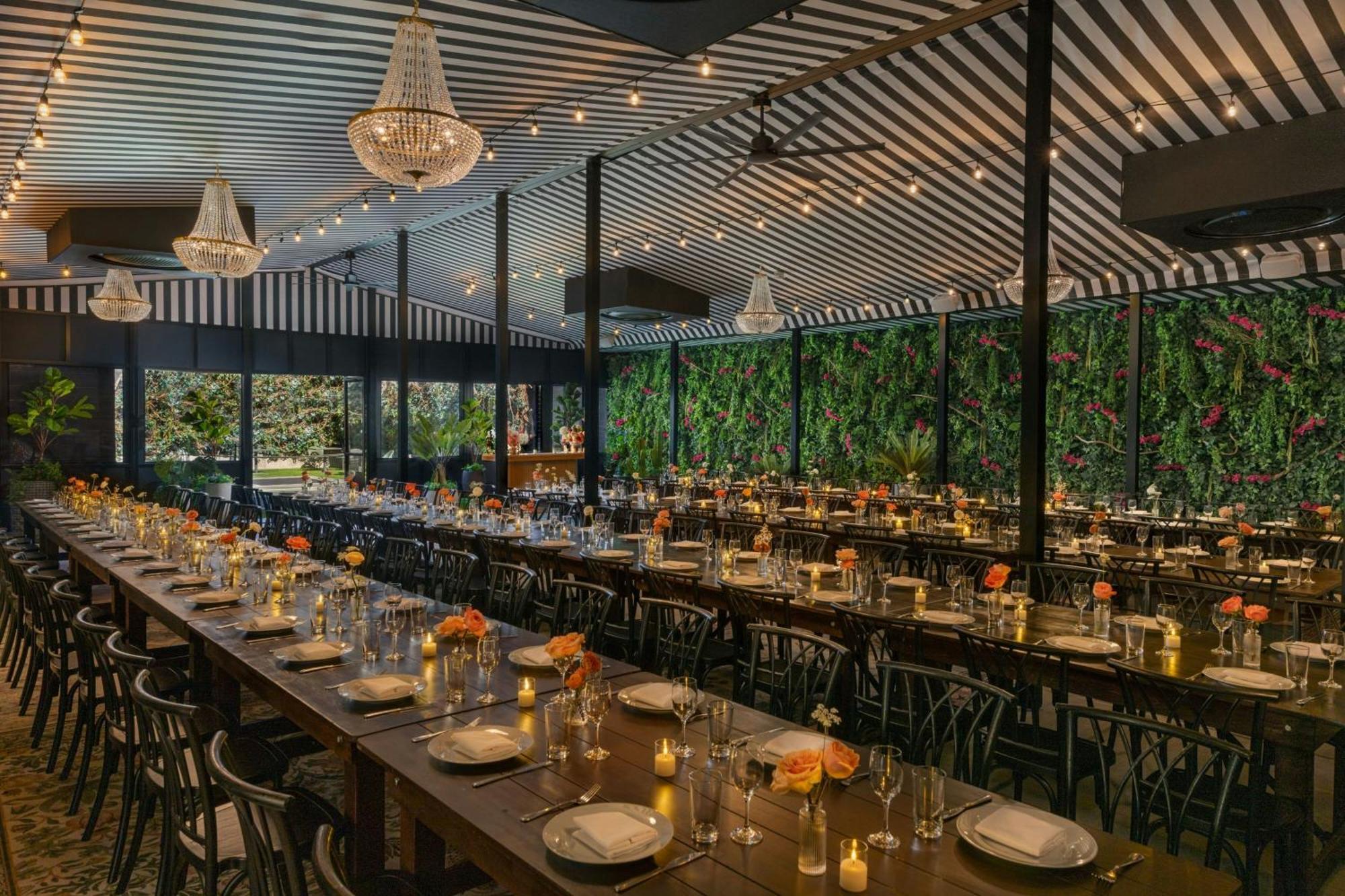 Moxy Brooklyn Williamsburg Hotel New York