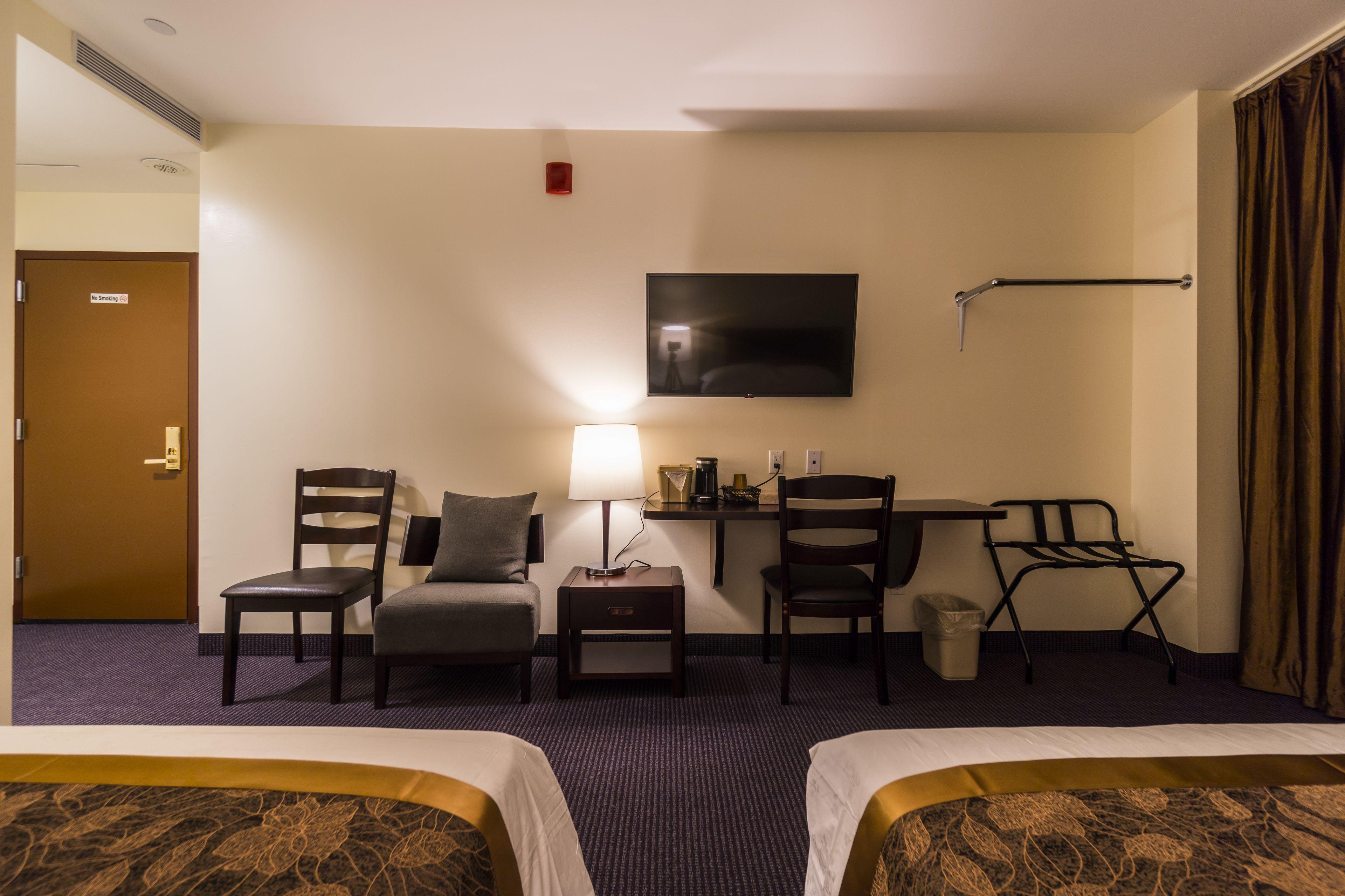 John Hotel 3*