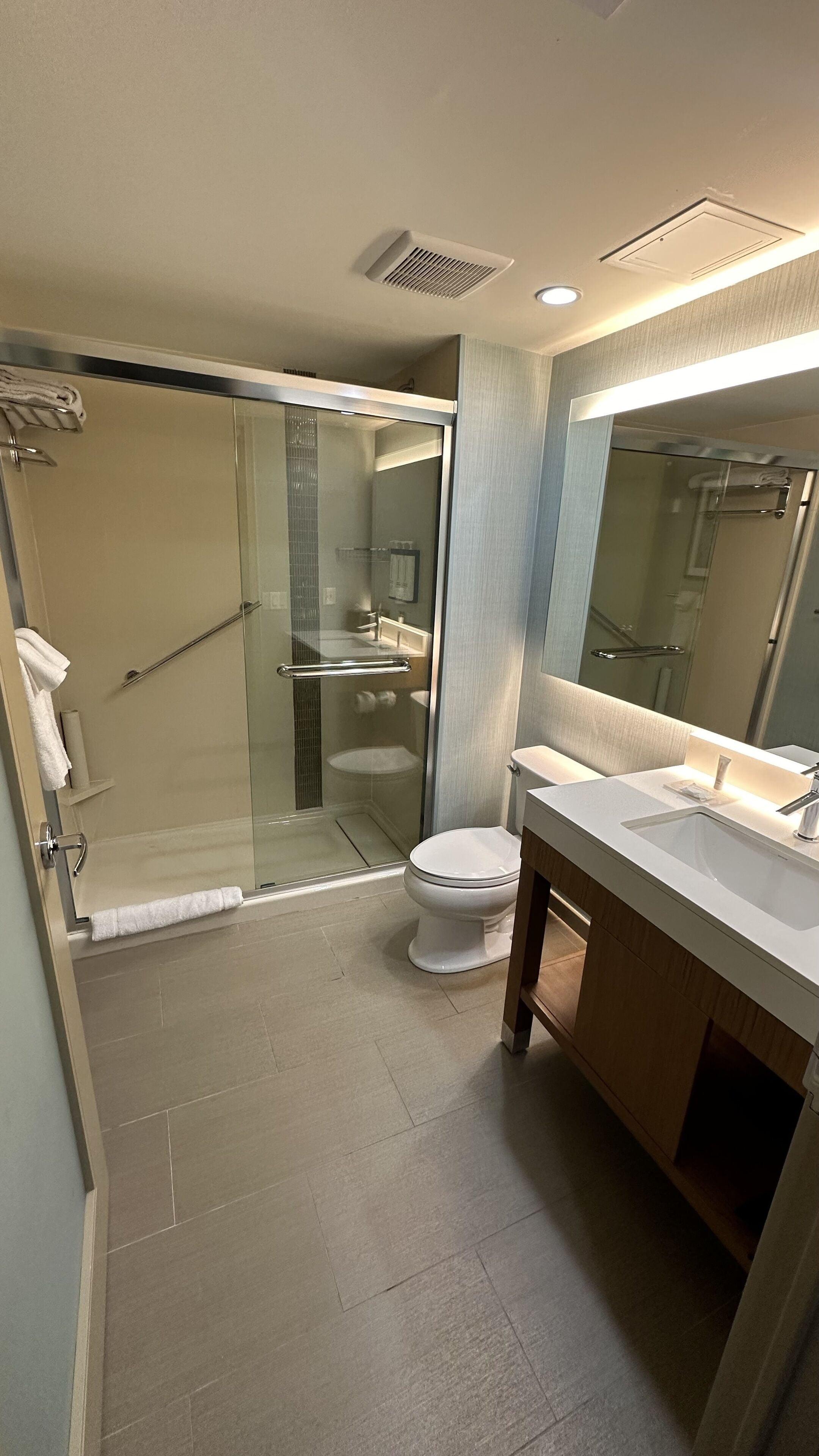 Hyatt Place Long Island Hotel