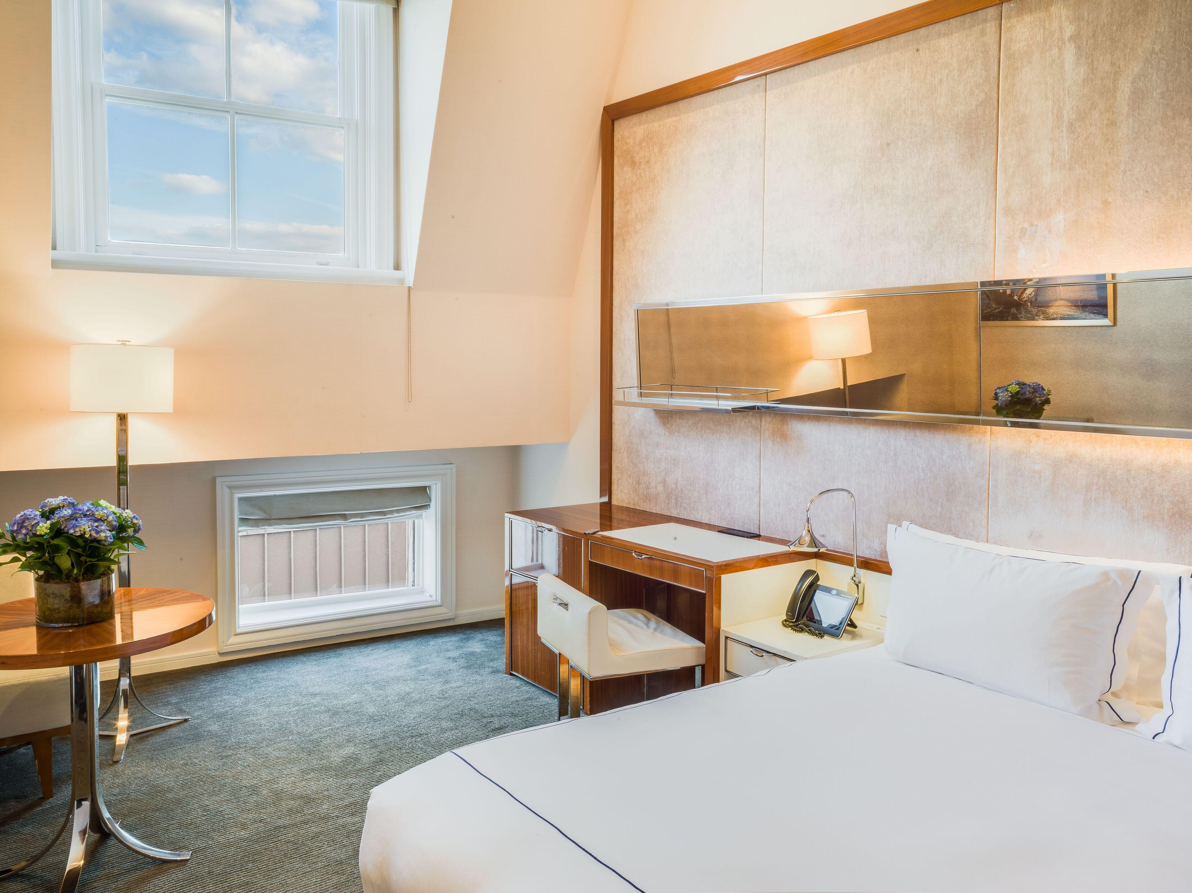 33 Hotel, City, Seaport Hotel 5*