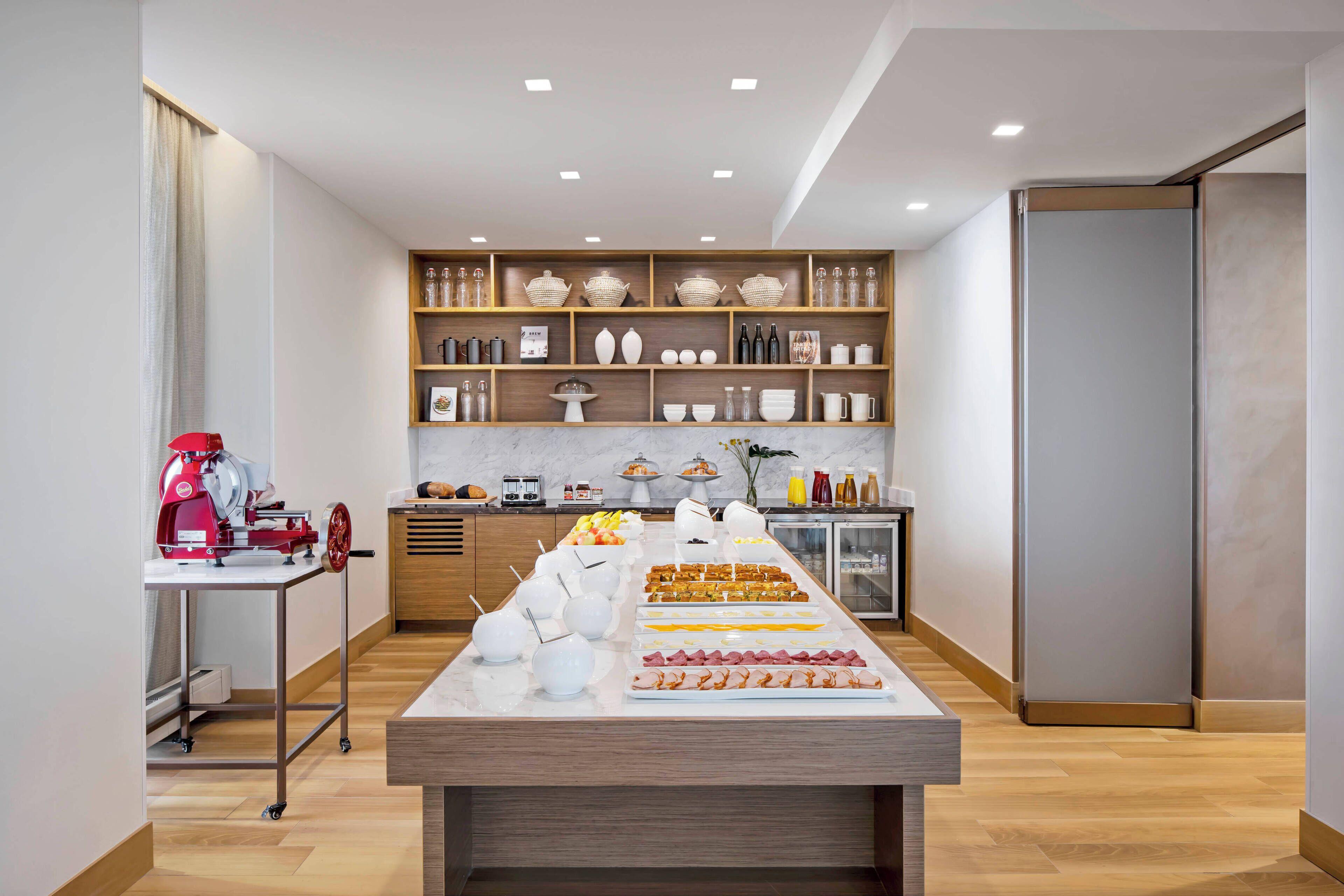 Ac By Marriott Downtown Hotel 4*