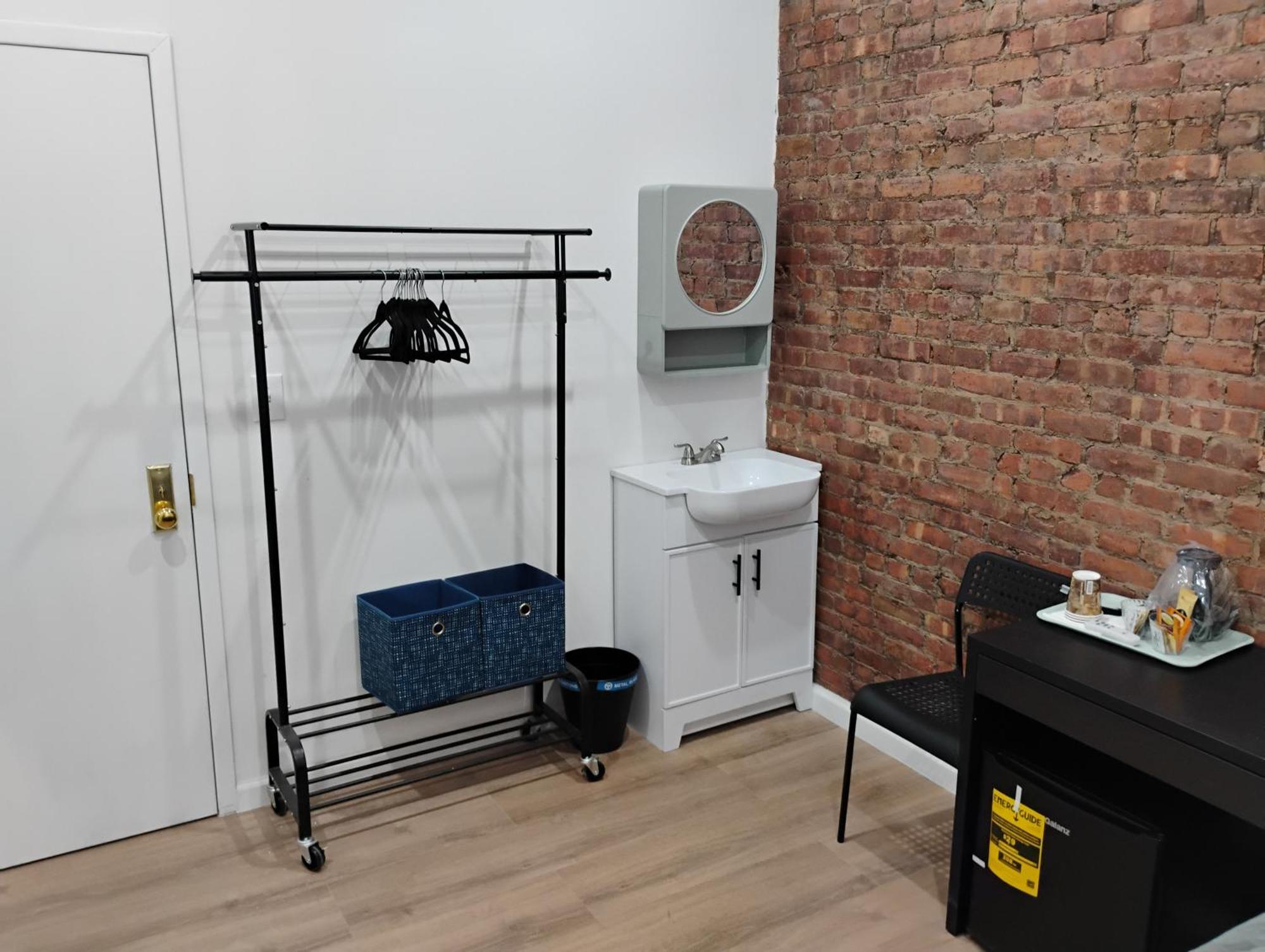 Guest house Aycee 417