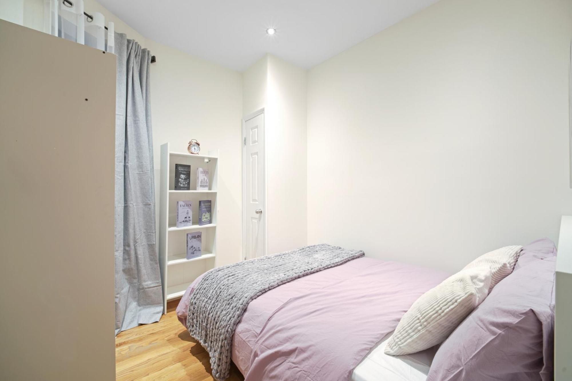 3br Serene Near Park Apartment New York