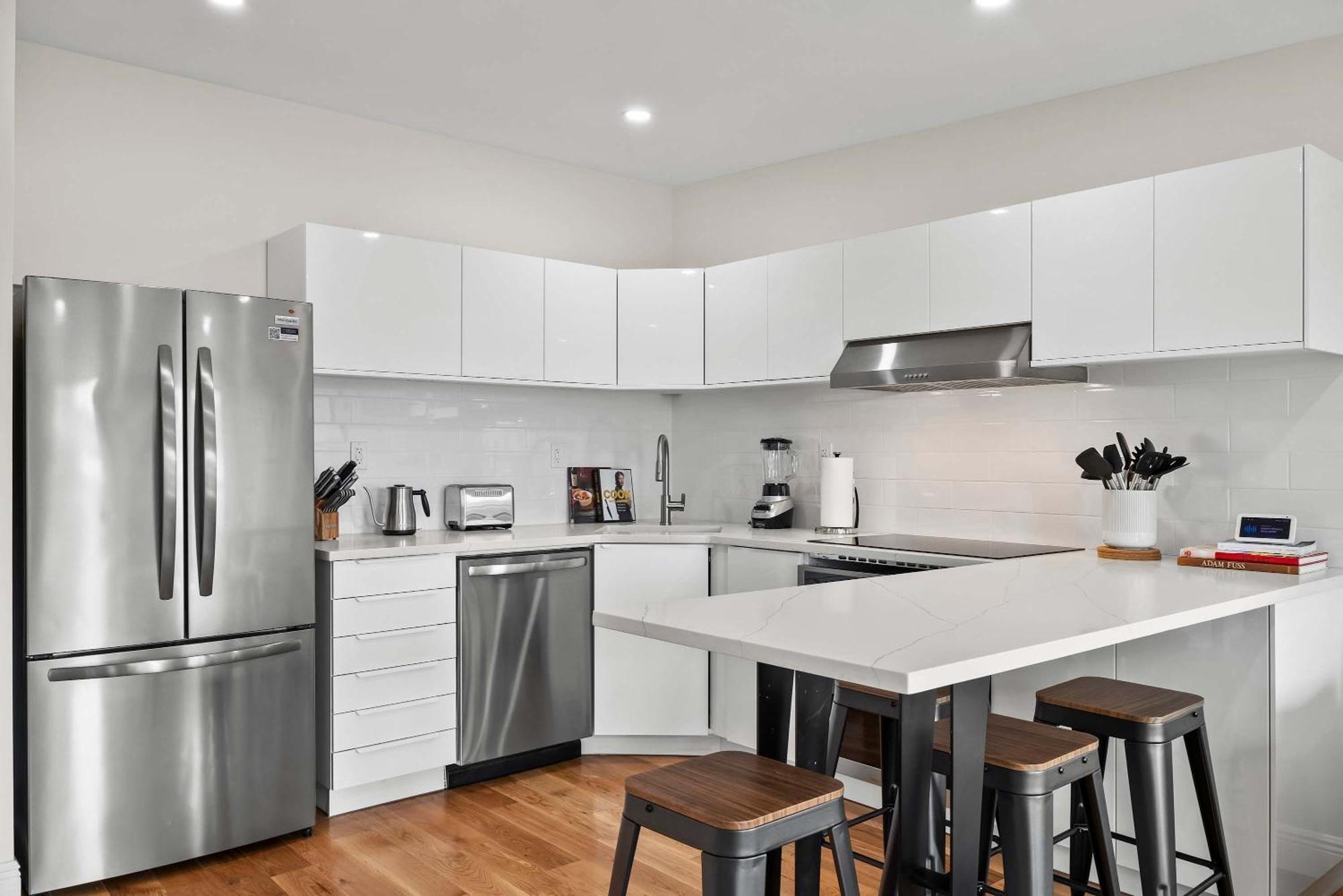 Carroll Place - Bright 3br In Carroll Gardens