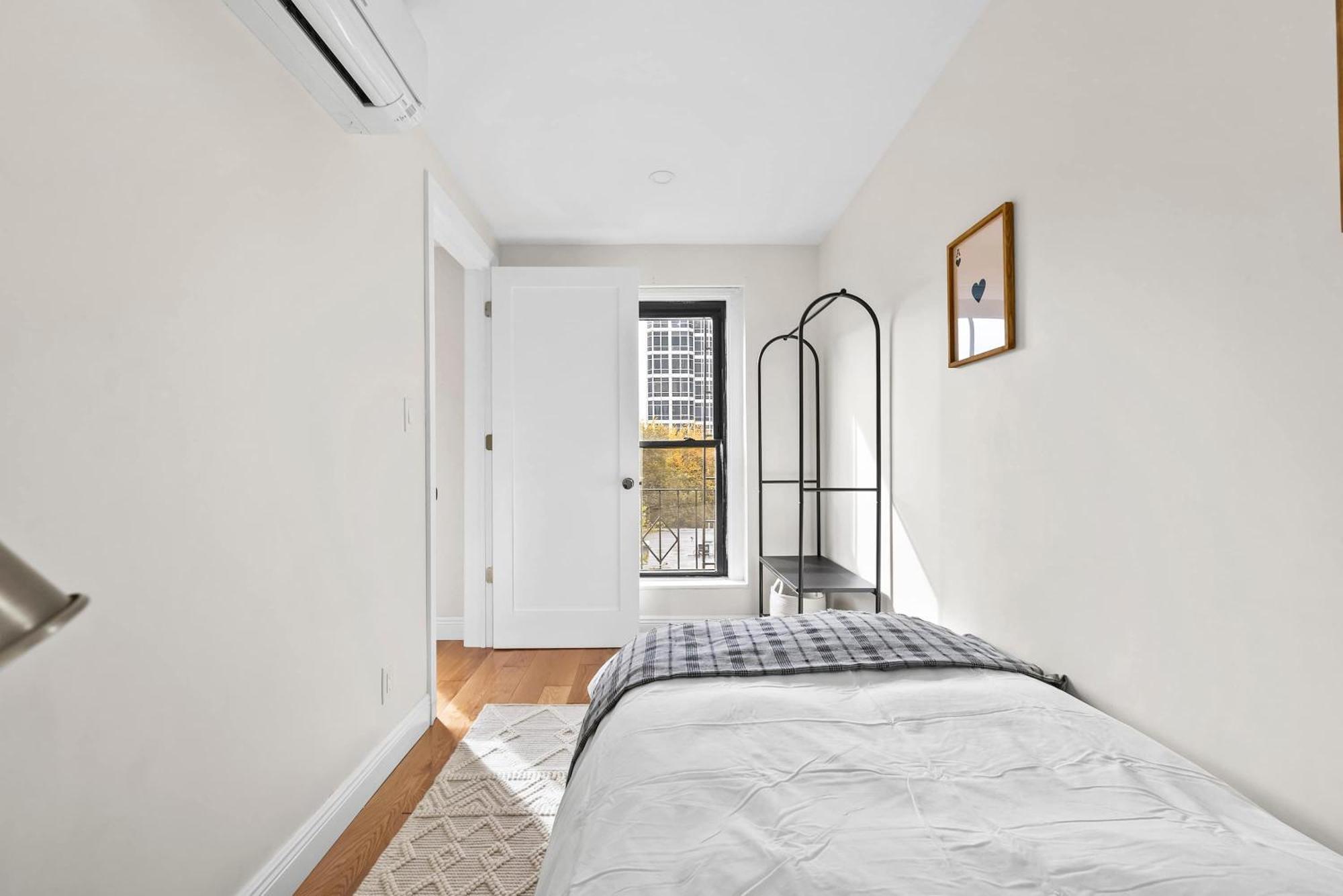 Carroll Place - Bright 3br In Carroll Gardens