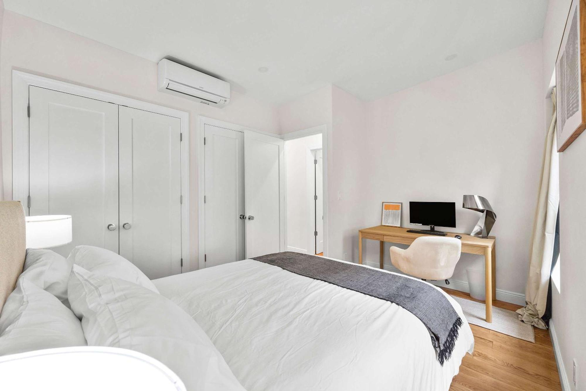 Carroll Place - Bright 3br In Carroll Gardens Apartment