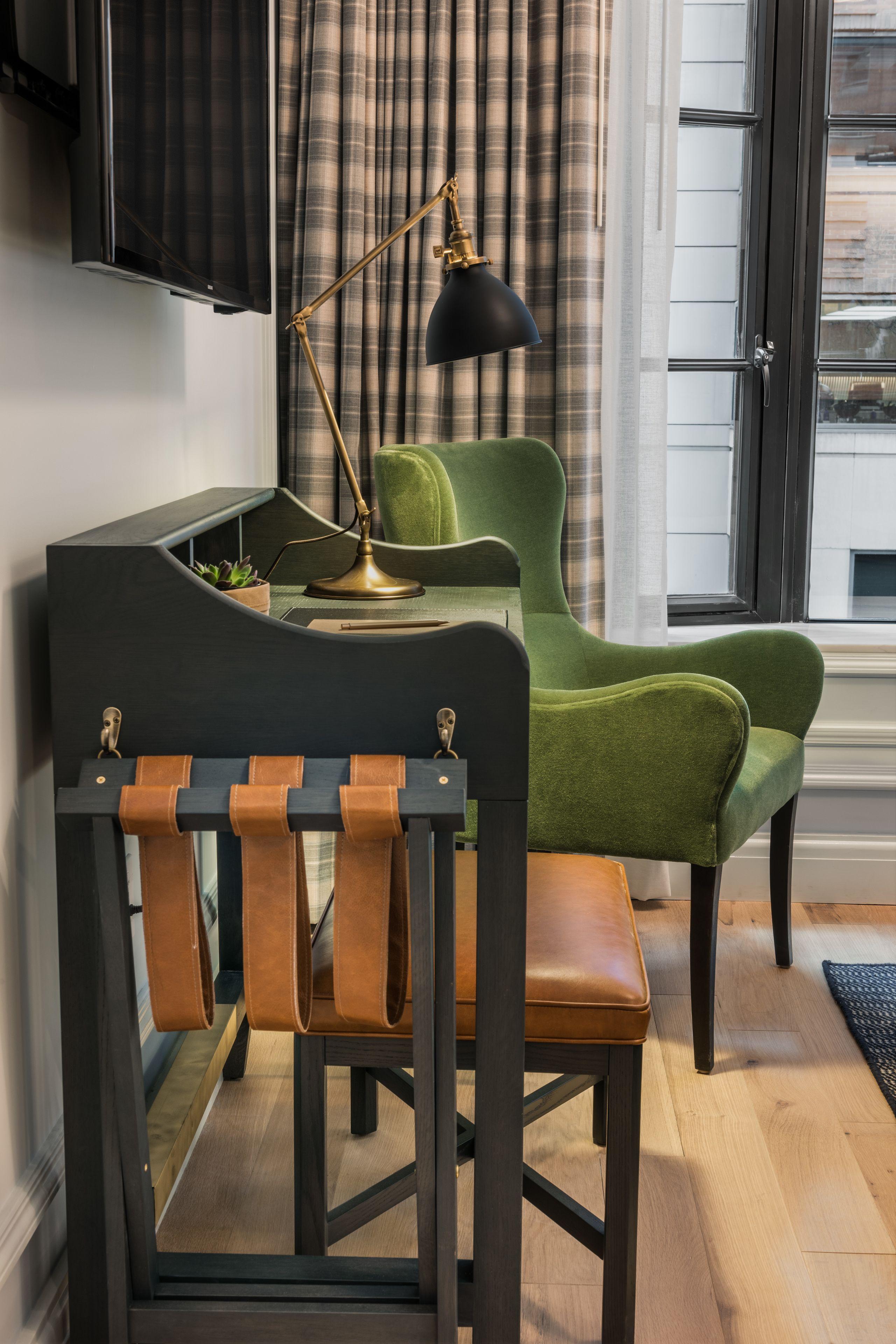 Merrion Row And Public House