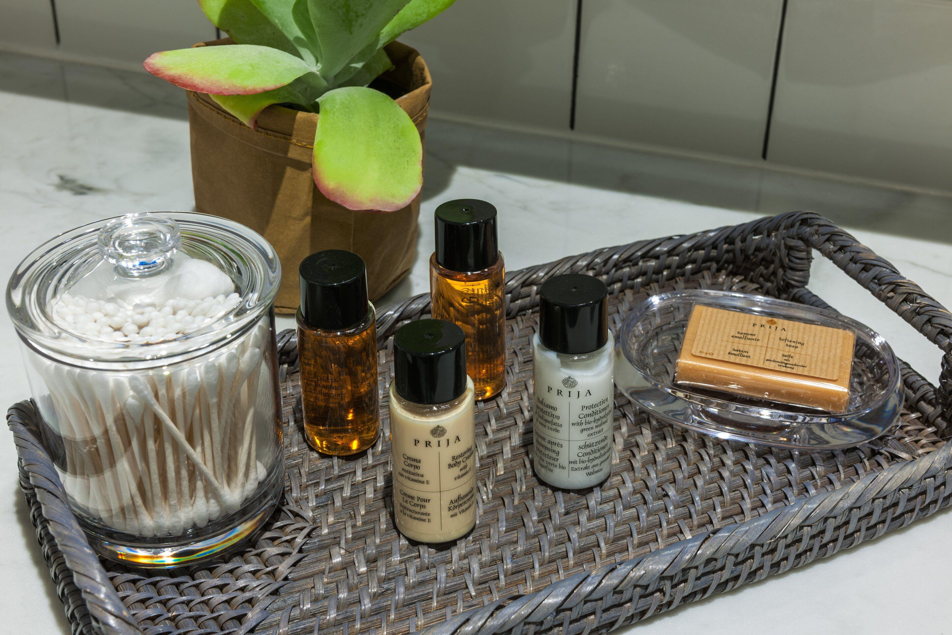 Hotel Merrion Row And Public House New York