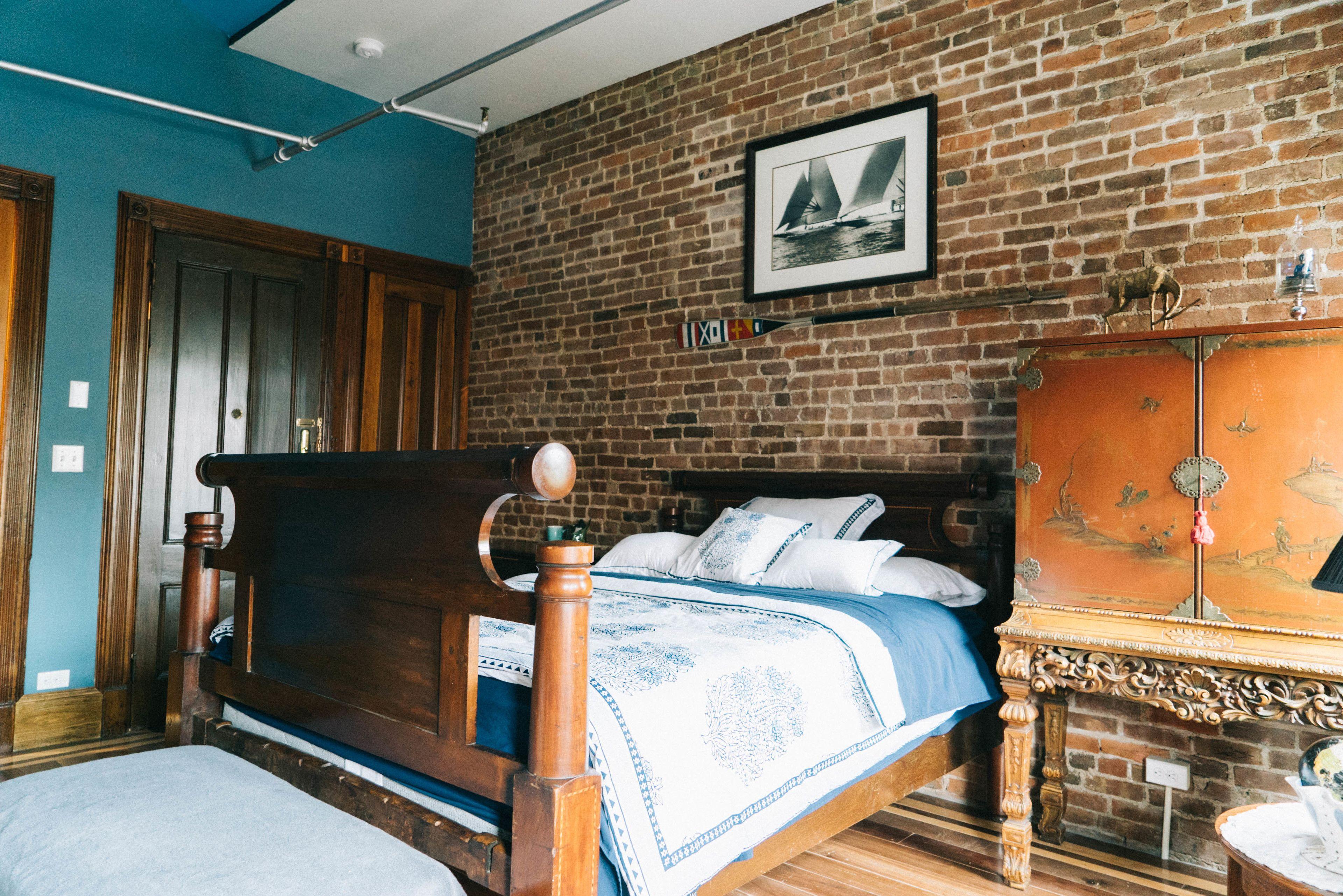 Northern Lights Mansion 4*