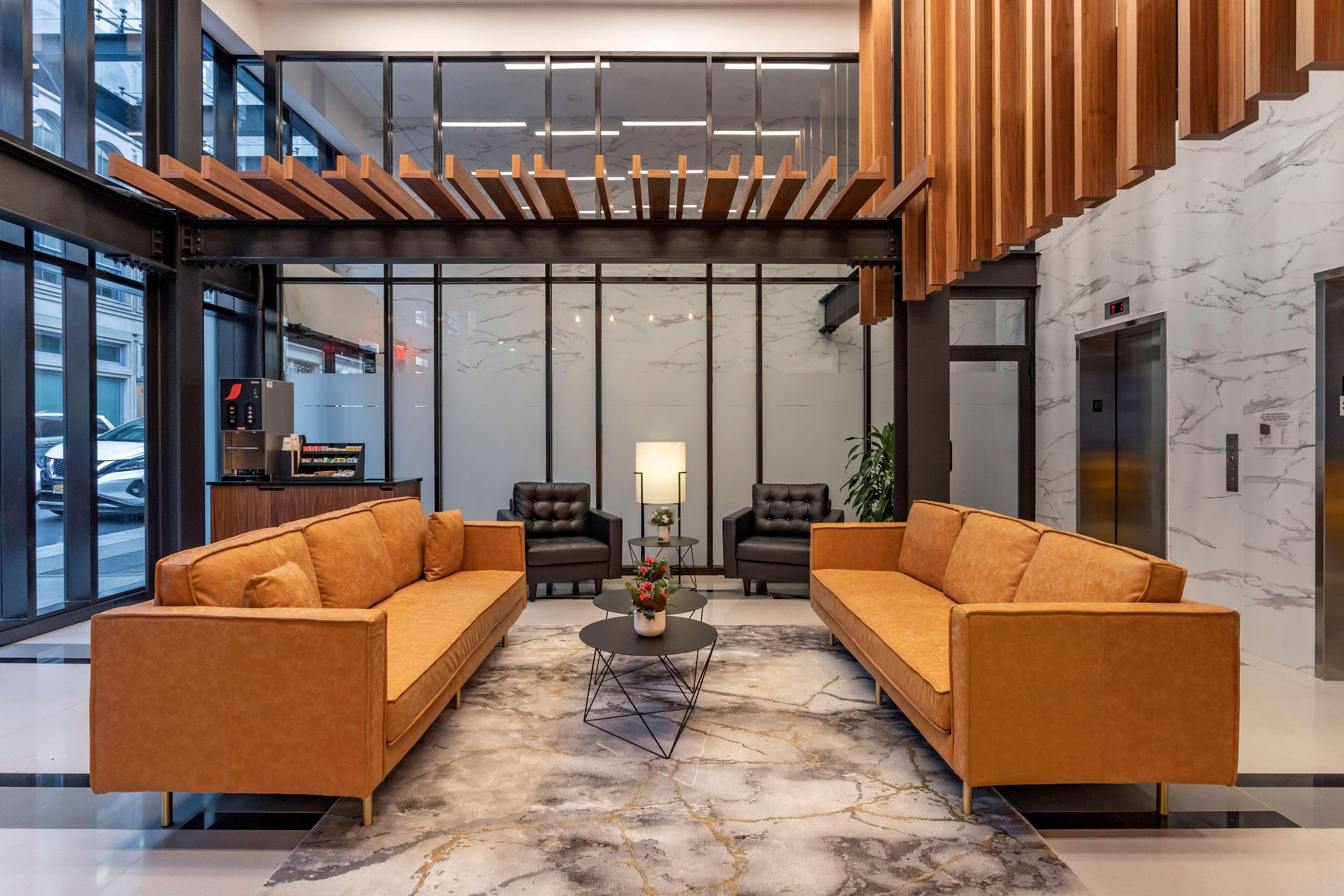 Western Soho Hotel 3*