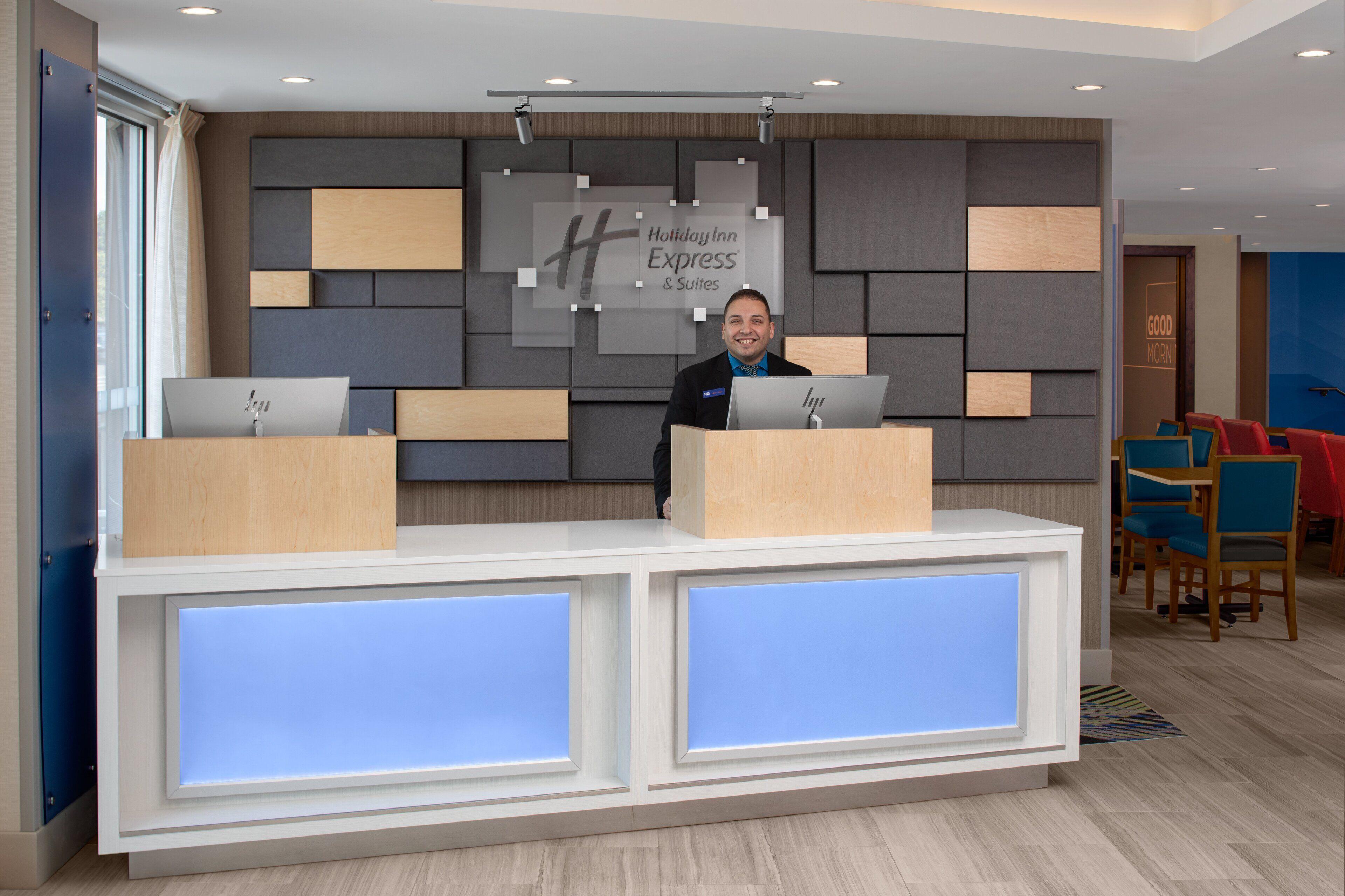 Hotel Express & Woodside Laguardia Airport 3*
