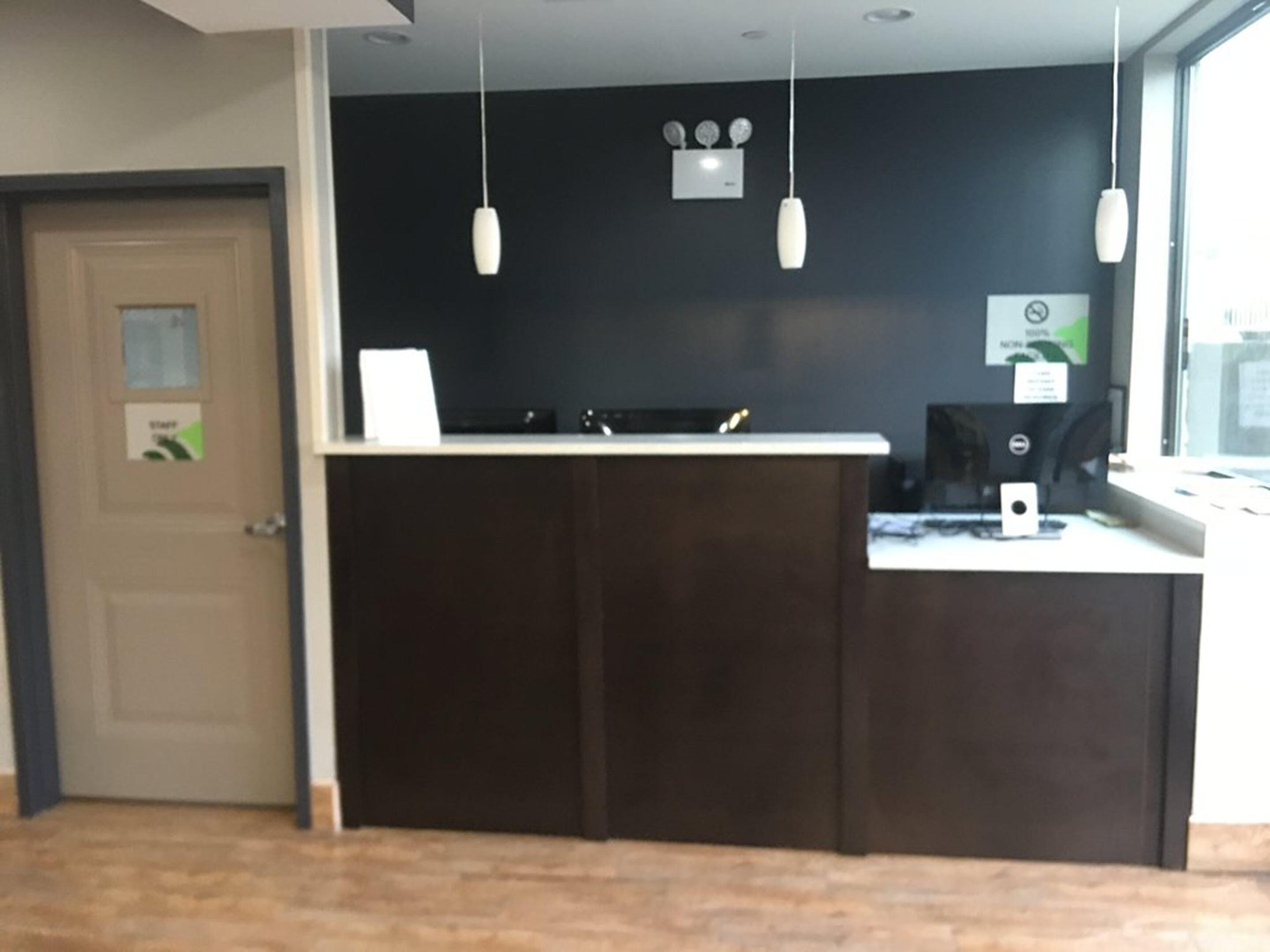 Wingate By Wyndham Jfk Airport, Far Rockaway Ny