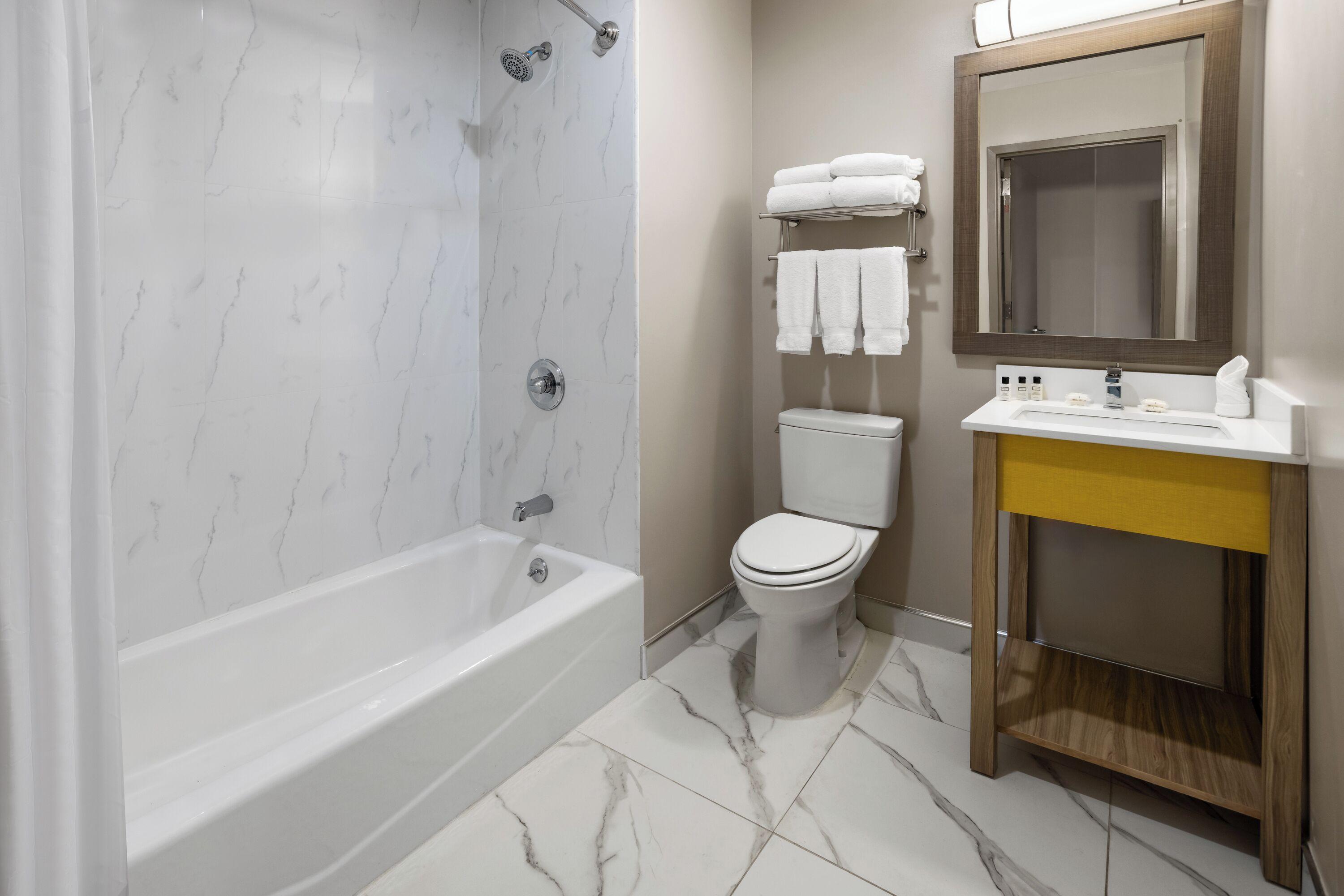 Days By Wyndham Staten Island Hotel New York