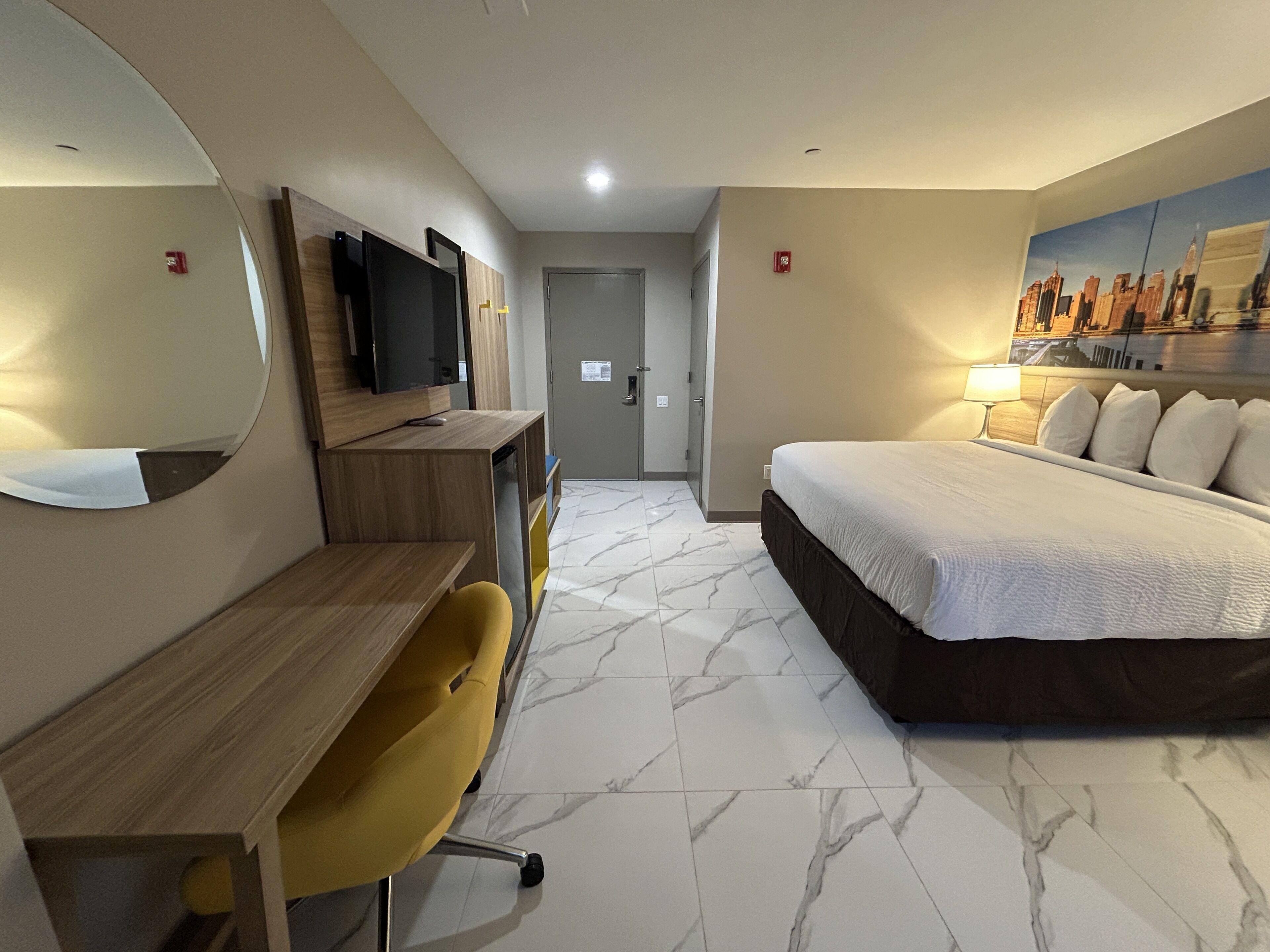 Hotel Days By Wyndham Staten Island 2*