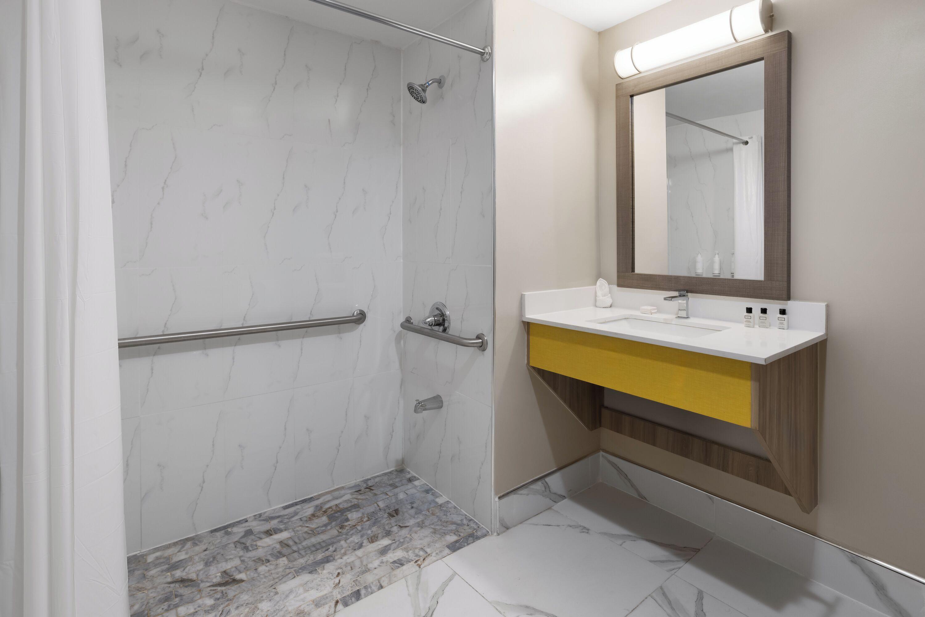 Days By Wyndham Staten Island 2*