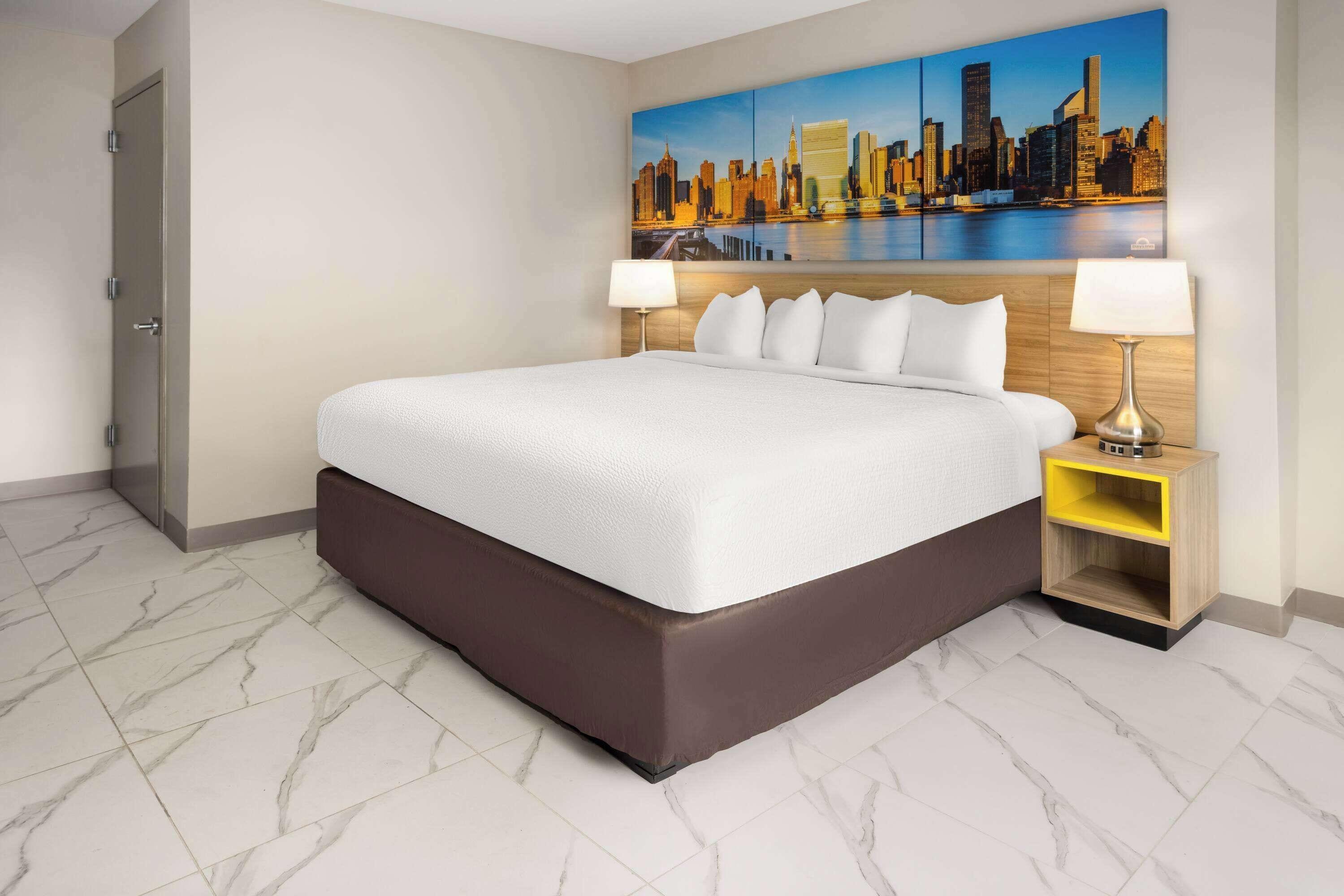 Days By Wyndham Staten Island Hotel New York