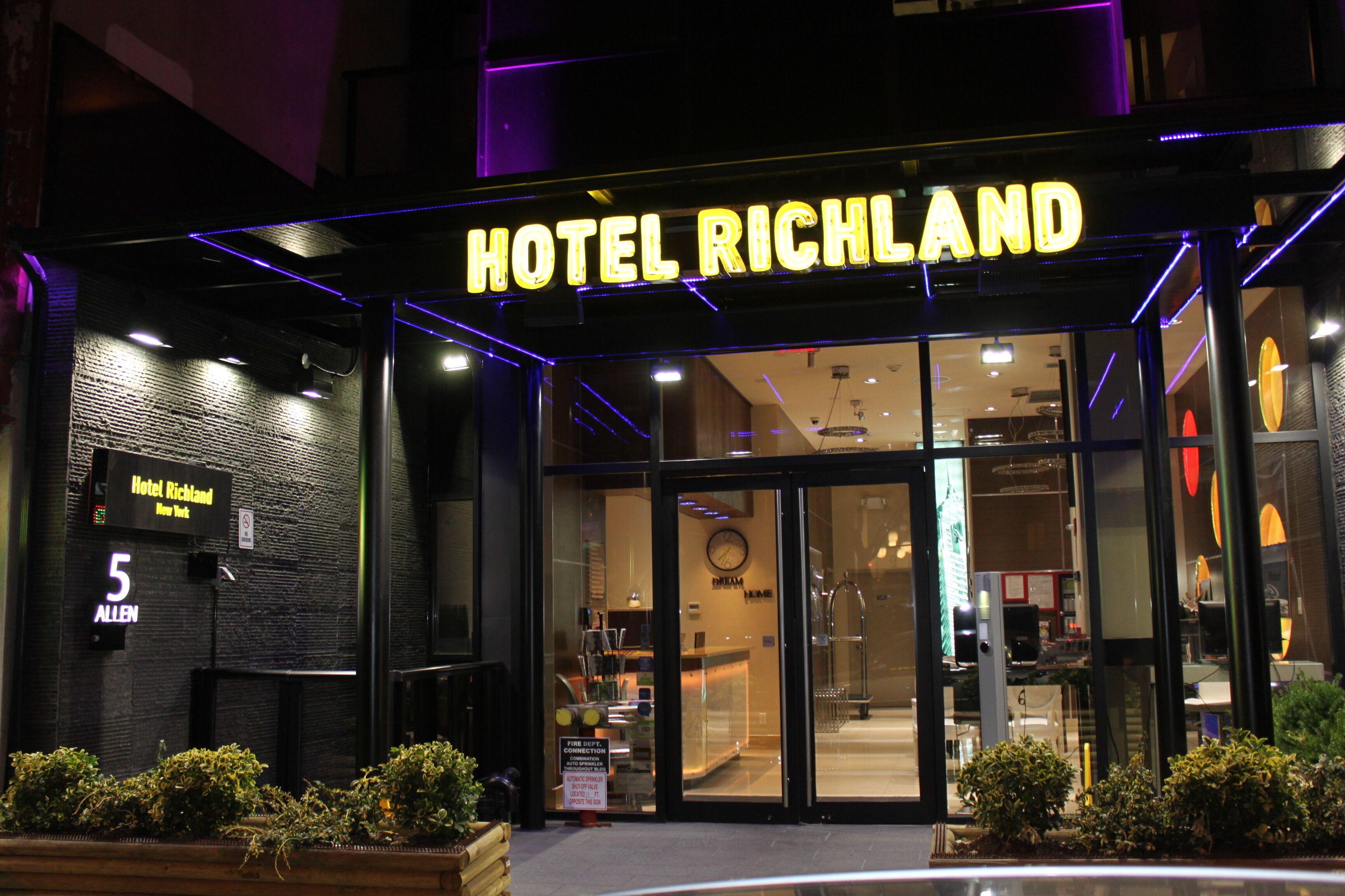 Richland Les Hotel