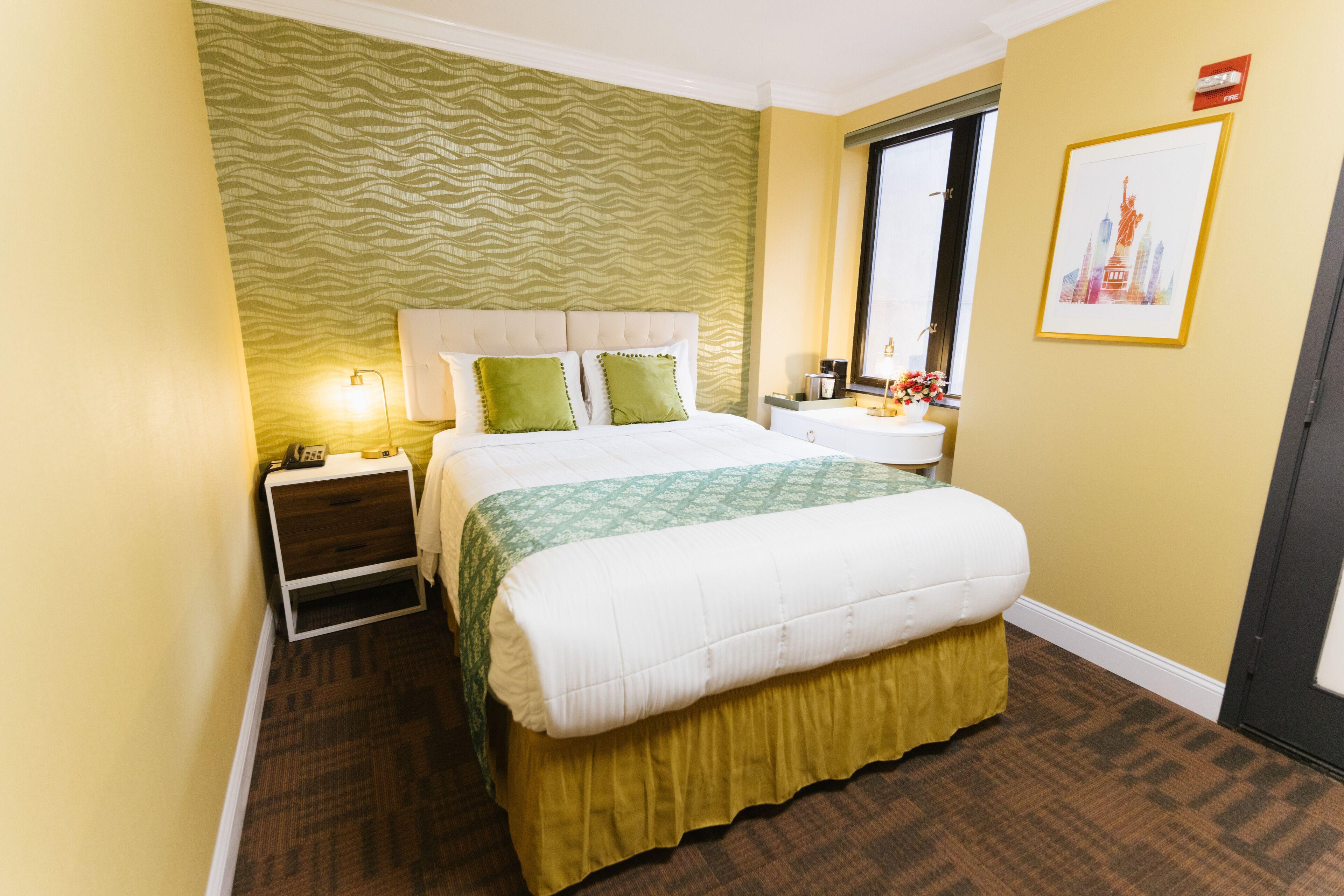 Richland Les New York