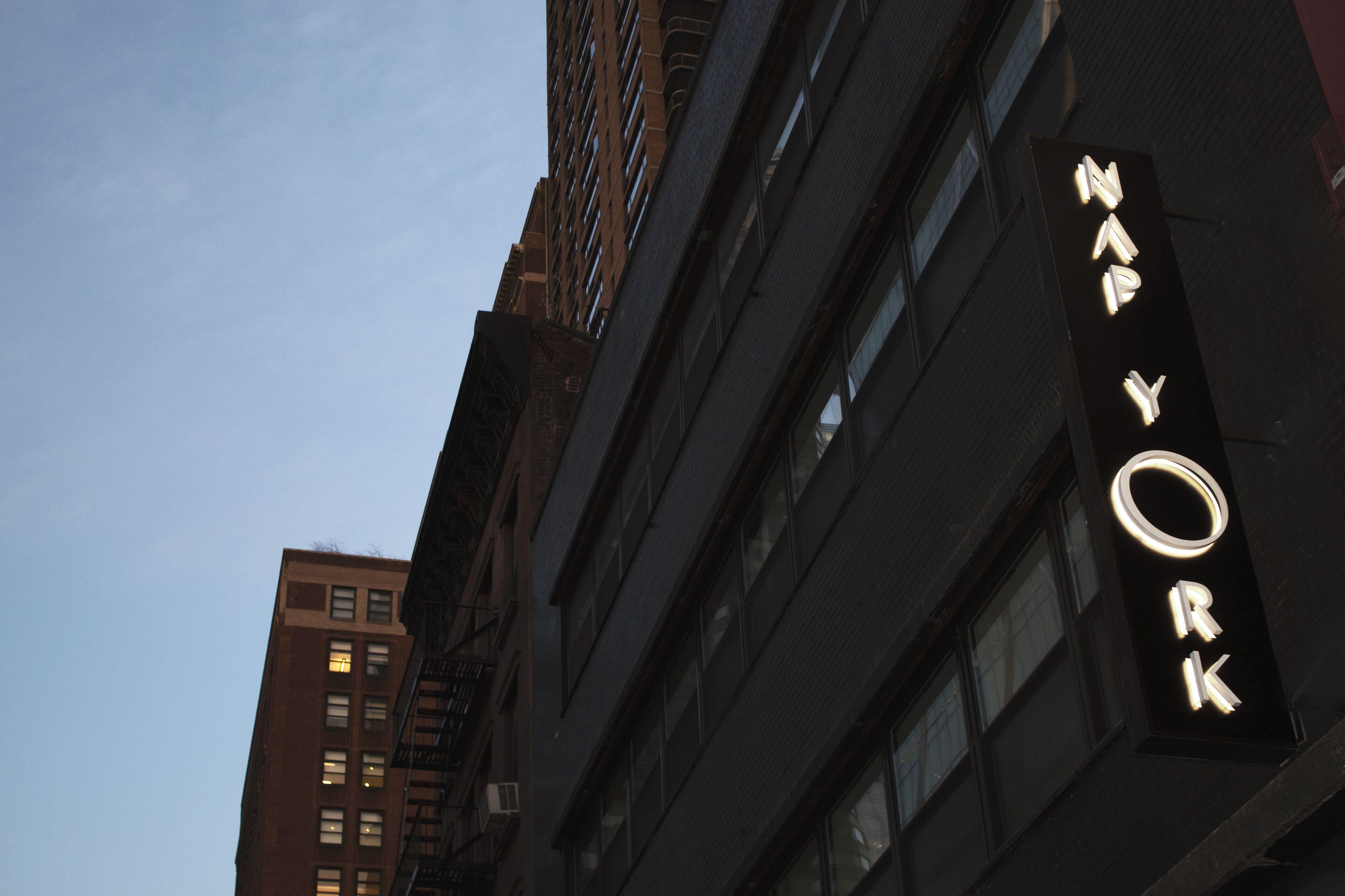 Nap York Park Sleep Station *