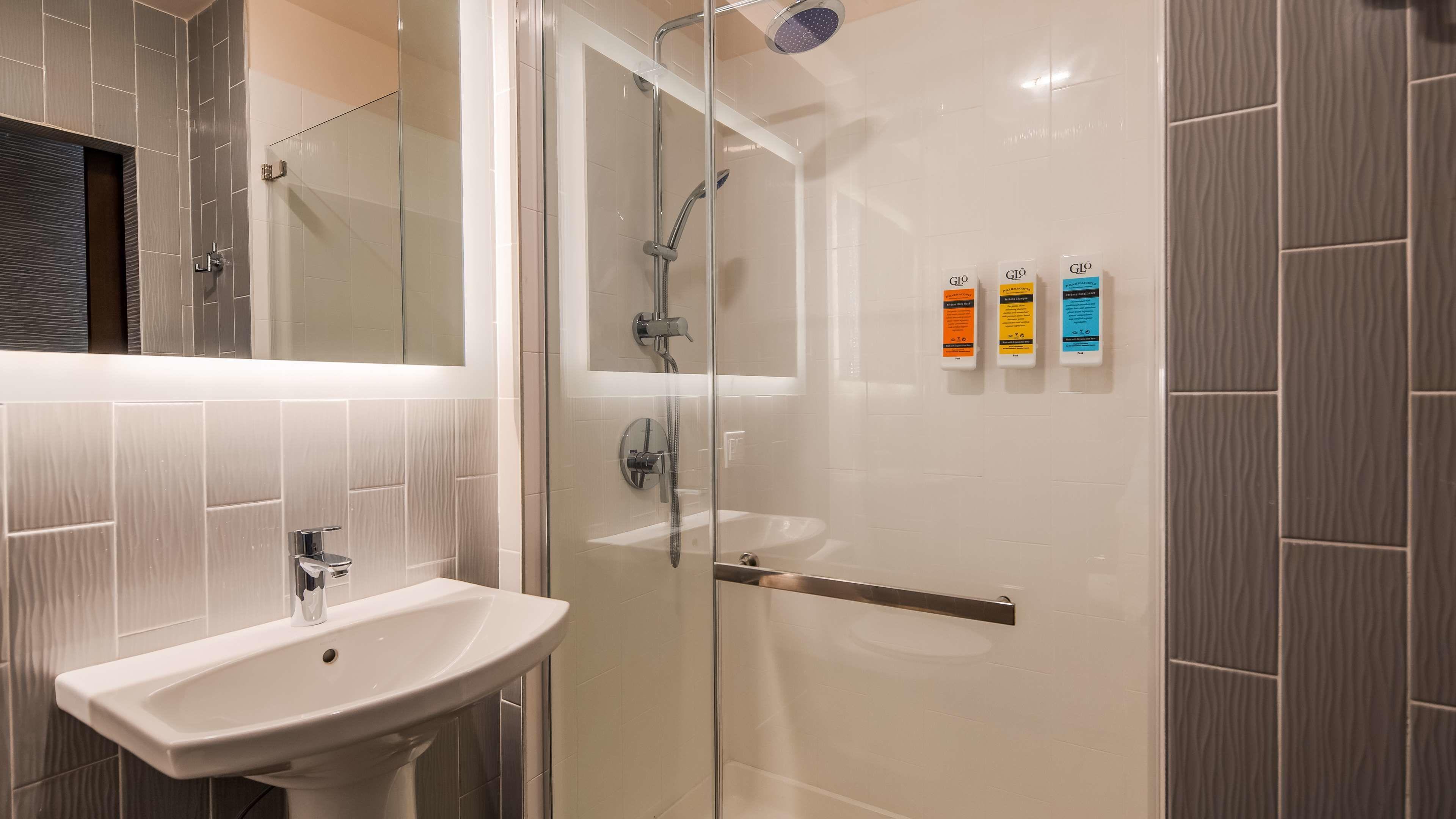 Hotel Glo Western Brooklyn Nyc 3*