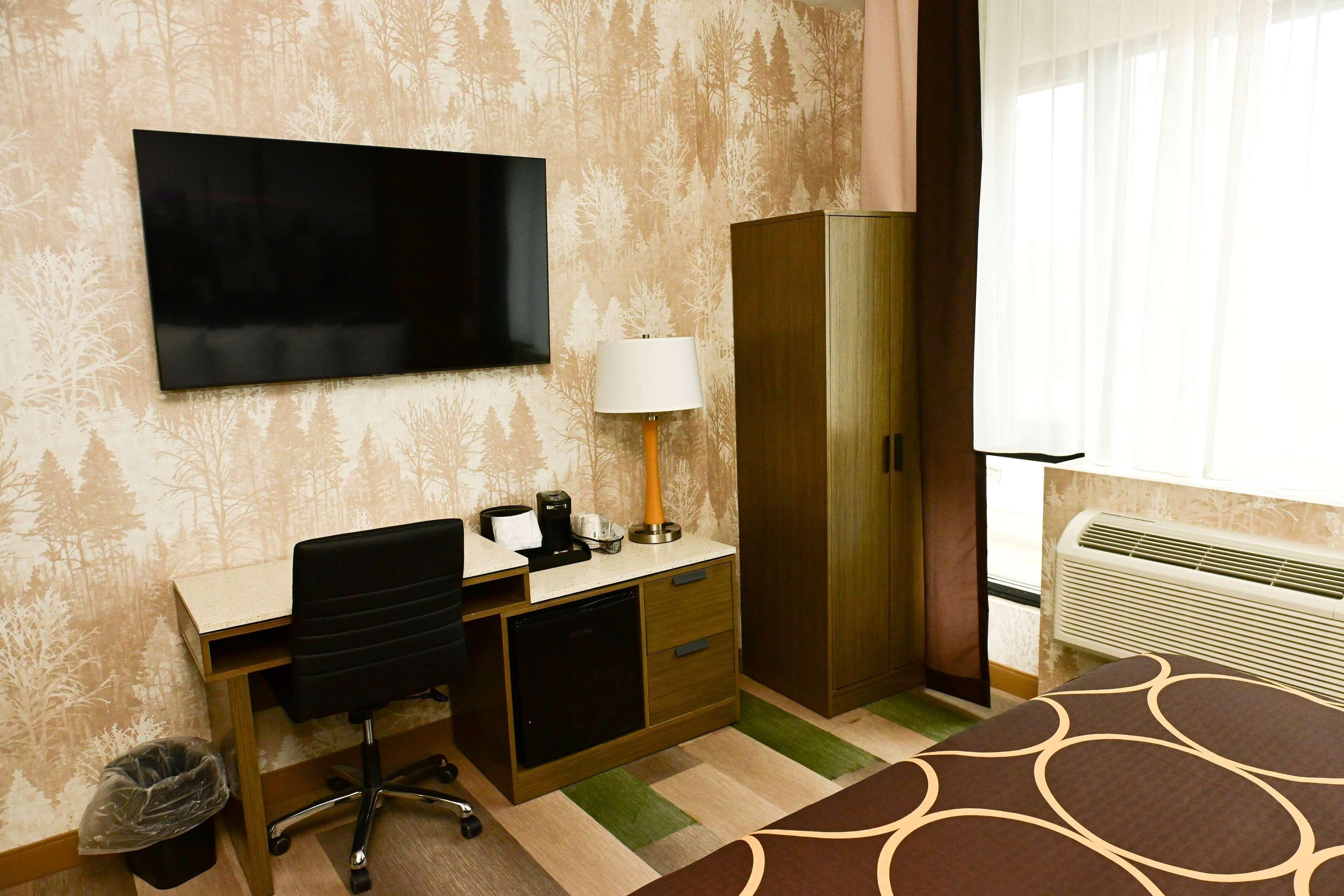 Super 8 By Wyndham Bronx Near Botanical Garden 2*