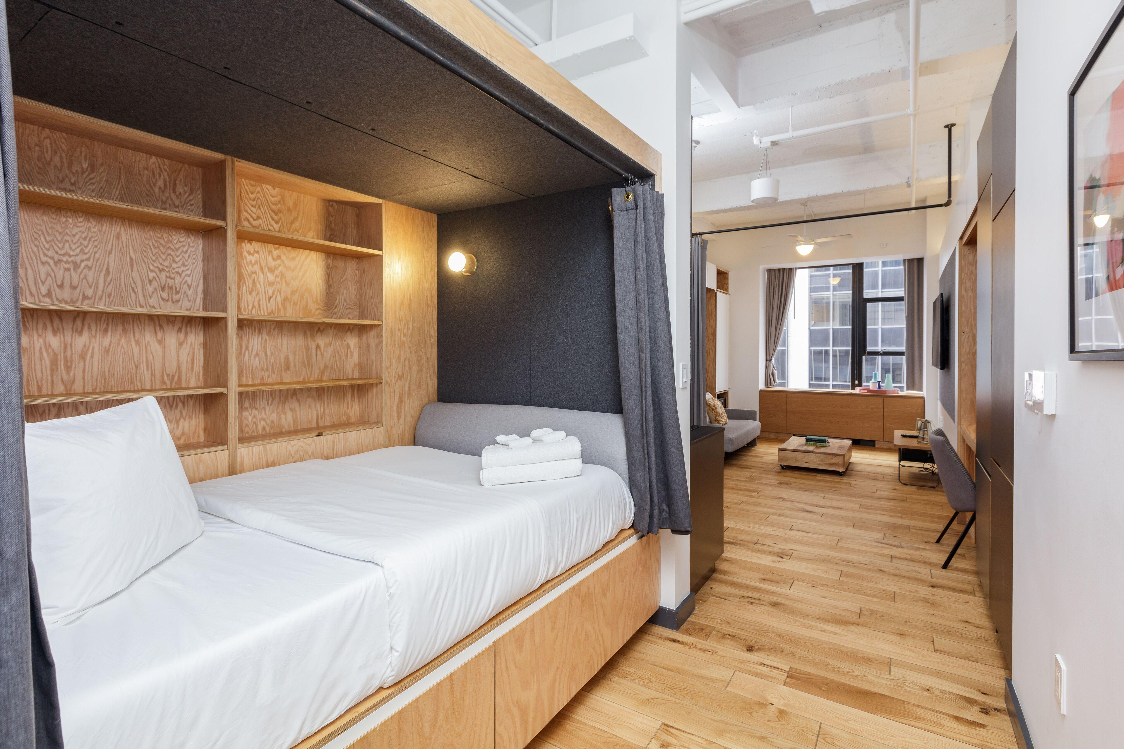 Placemakr Street 4* New York