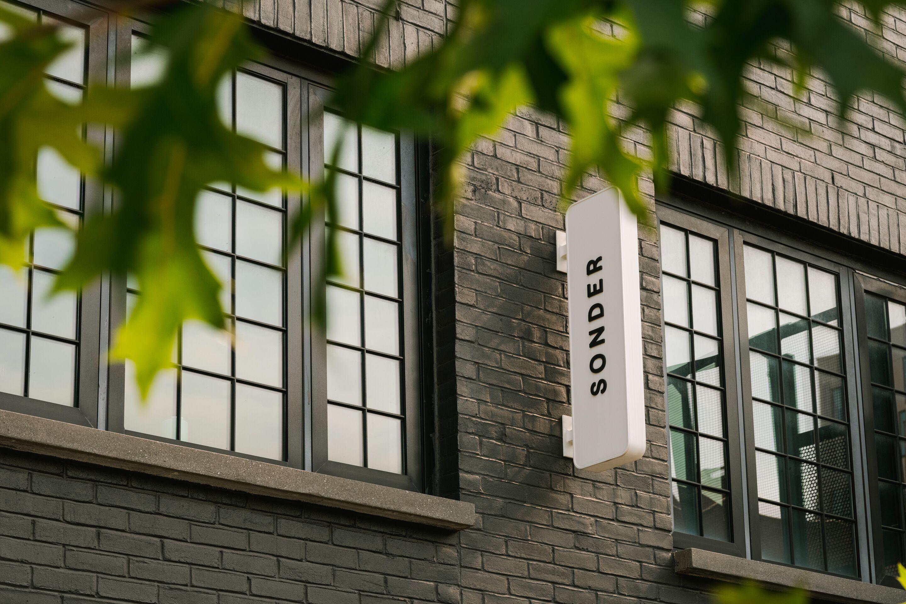 The Industrialist Brooklyn Hotel 4*
