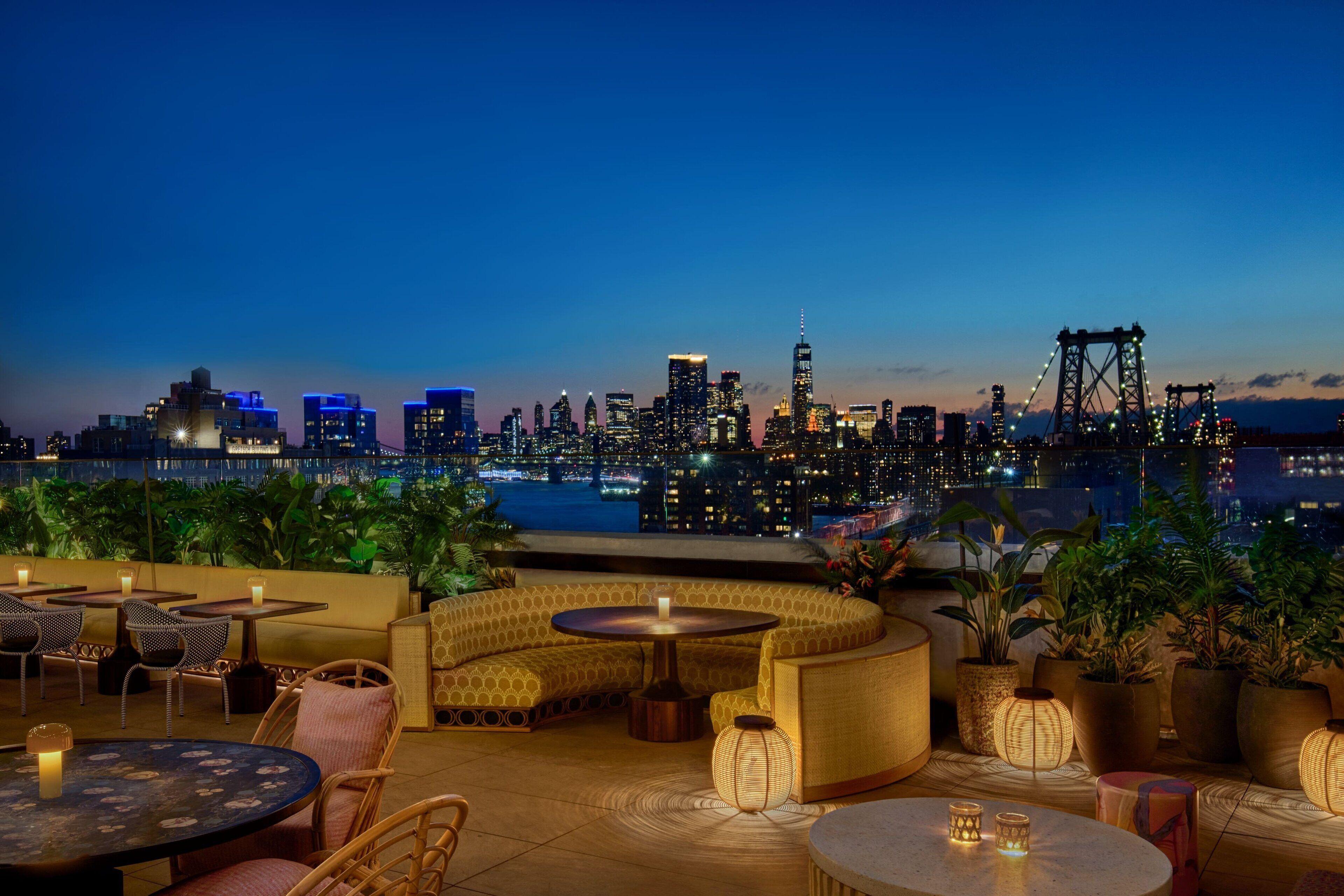 Moxy Brooklyn Williamsburg Hotel 3*