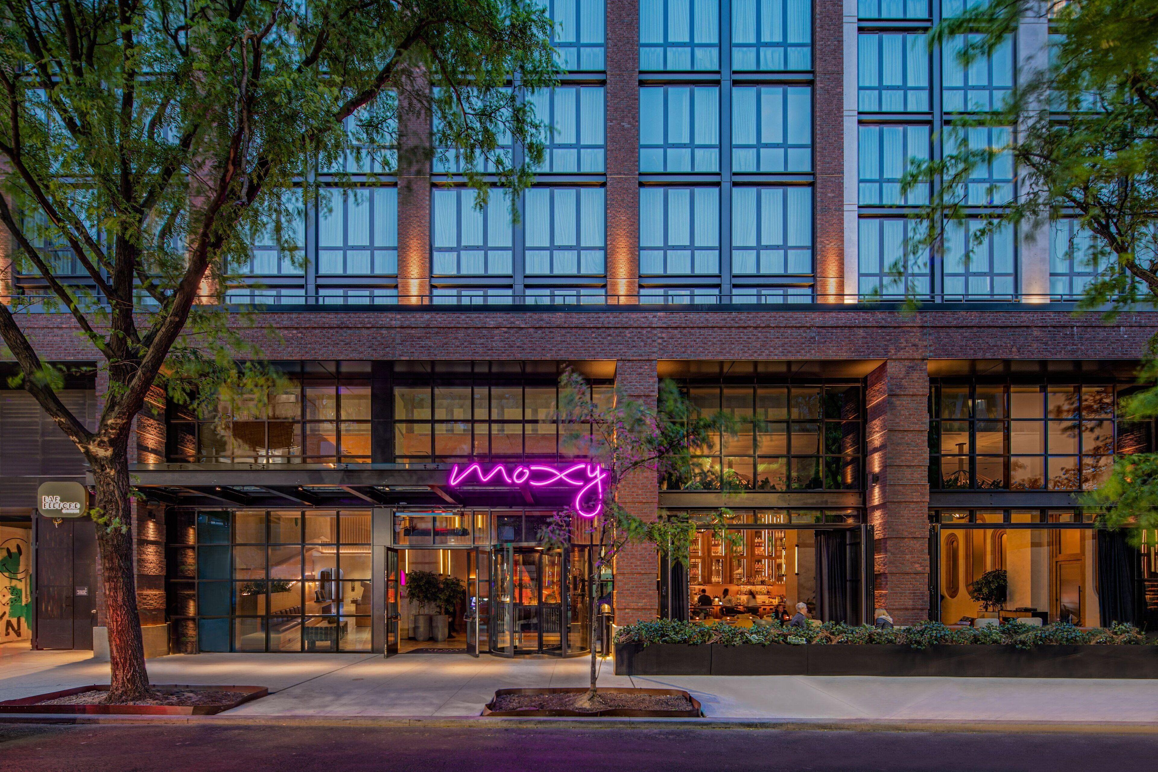 Moxy Brooklyn Williamsburg