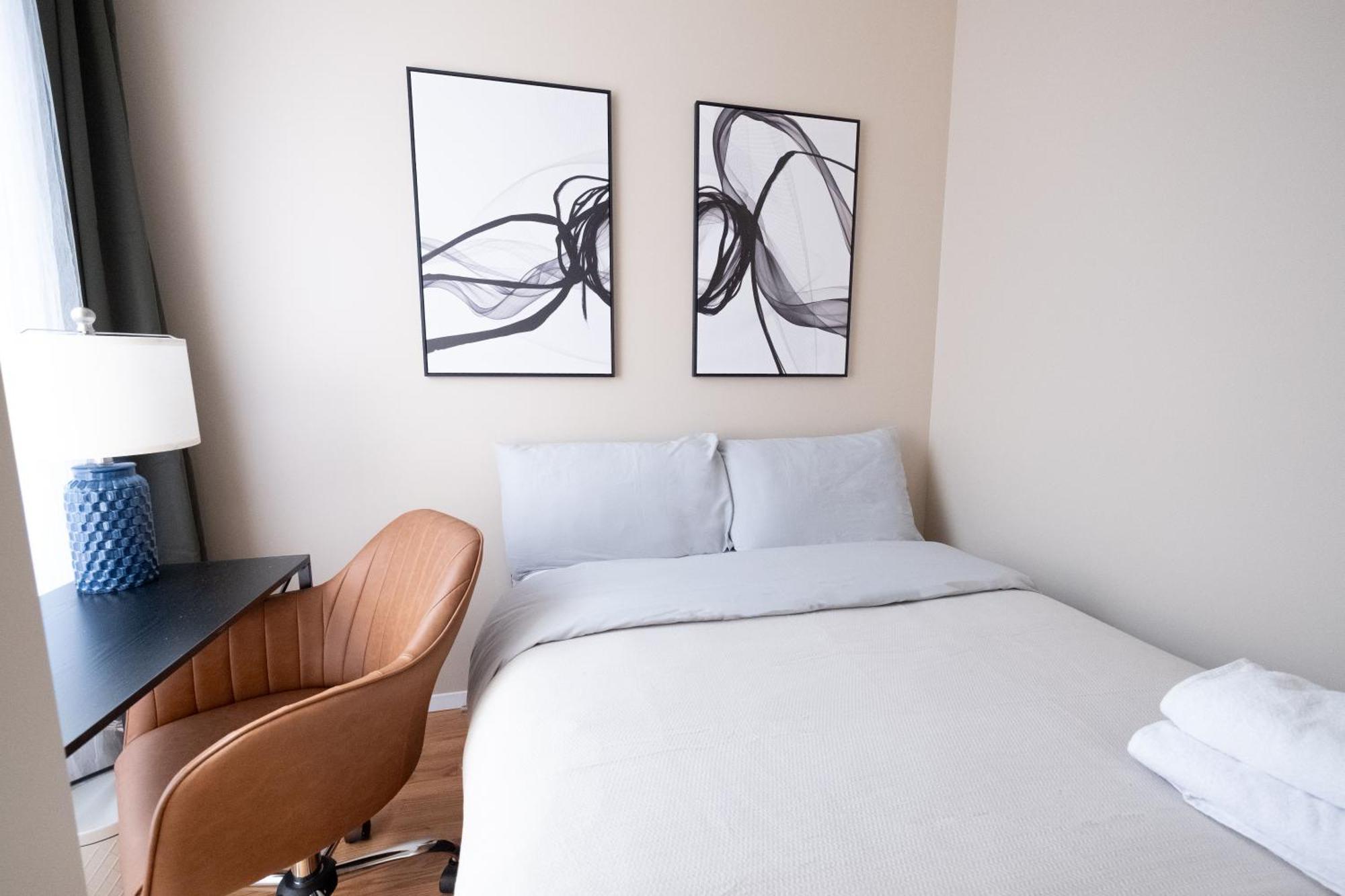 Apartment Sunlit 2br Park North Elevator & Laundry