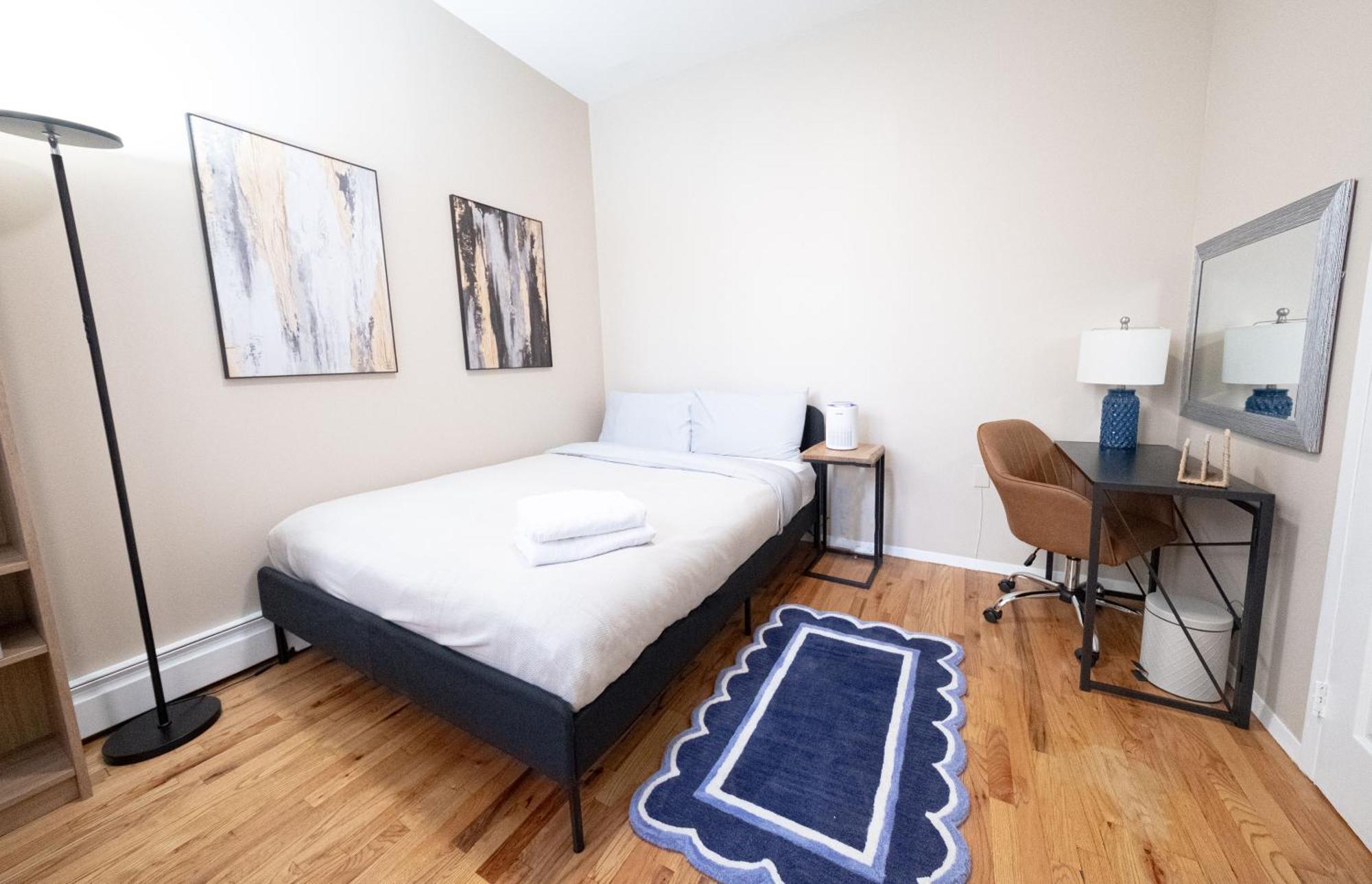 Apartment Sunlit 2br Park North Elevator & Laundry *