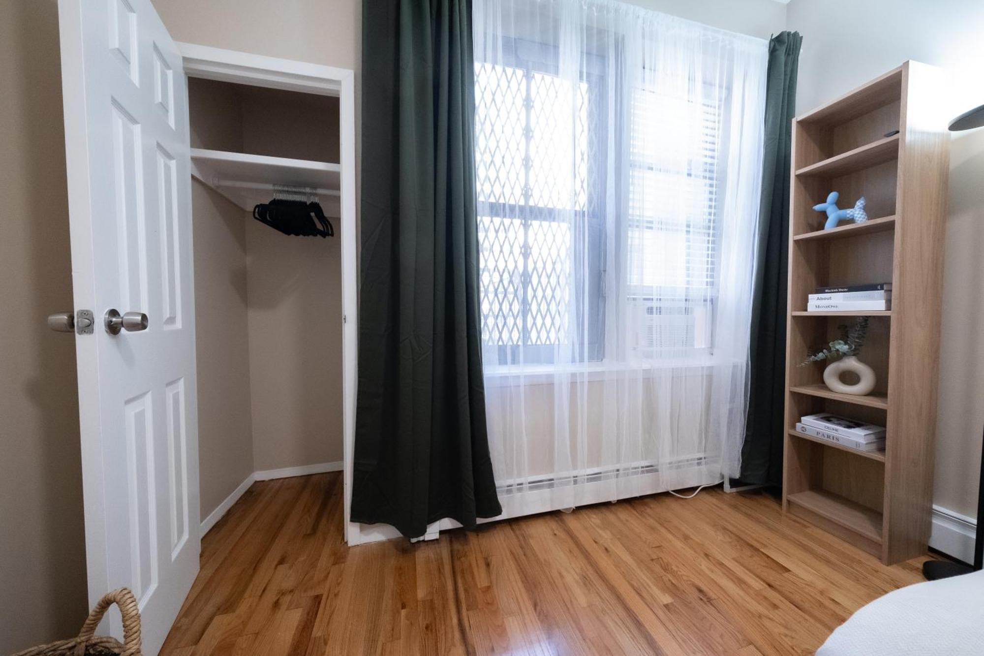 Apartment Sunlit 2br Park North Elevator & Laundry