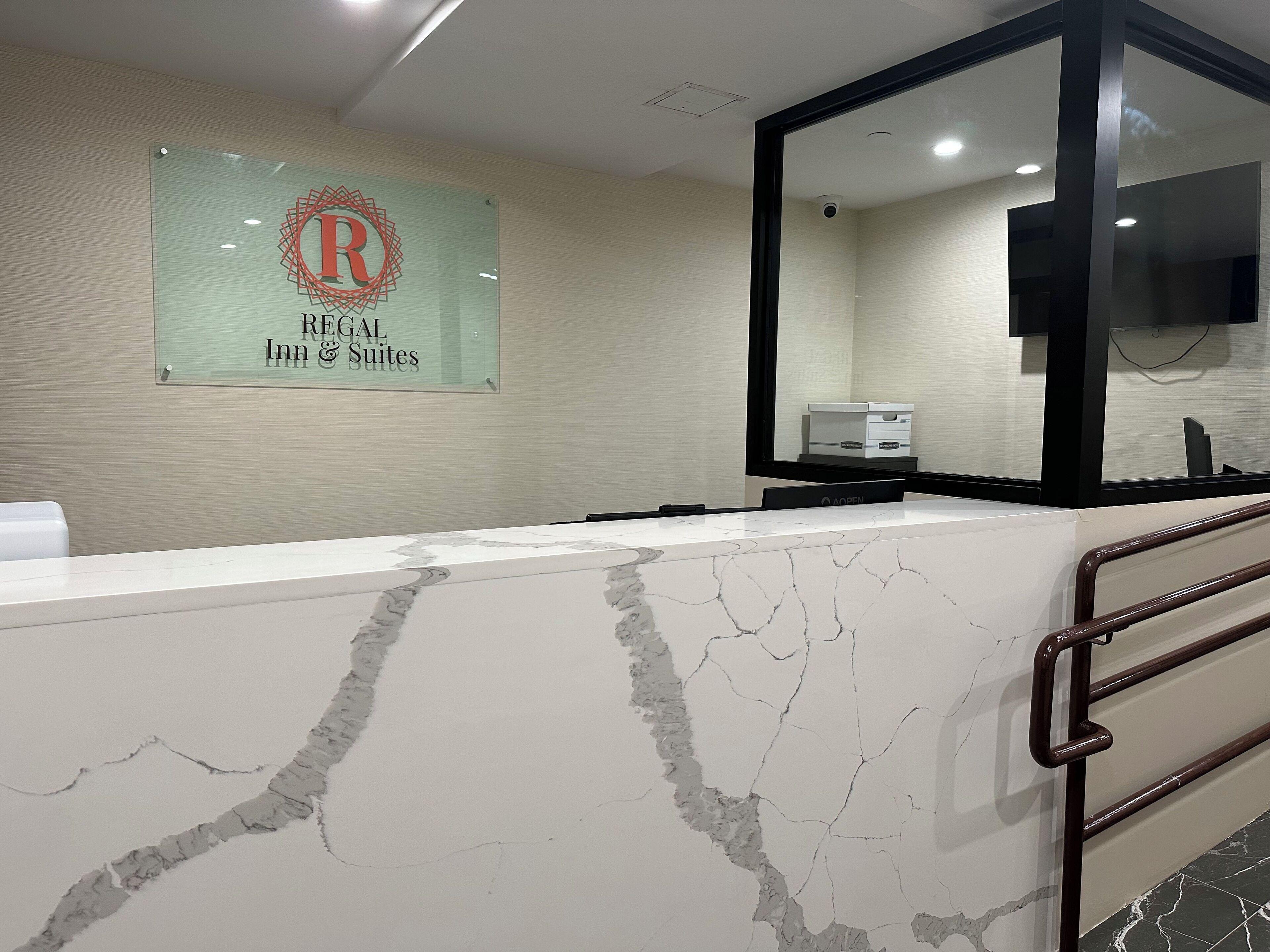 Hotel Regal & Laguardia 3*