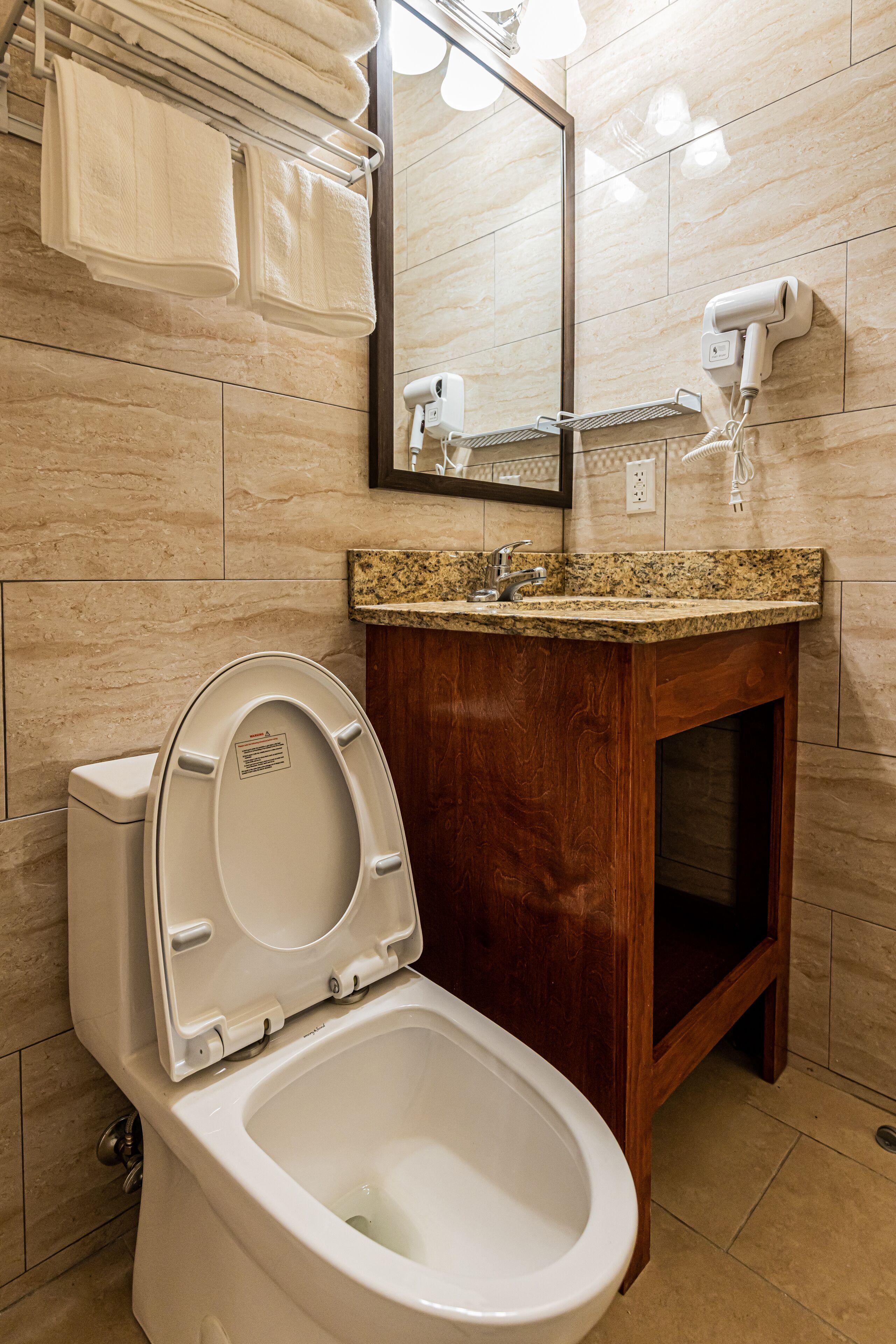 Astoria Laguardia 3*