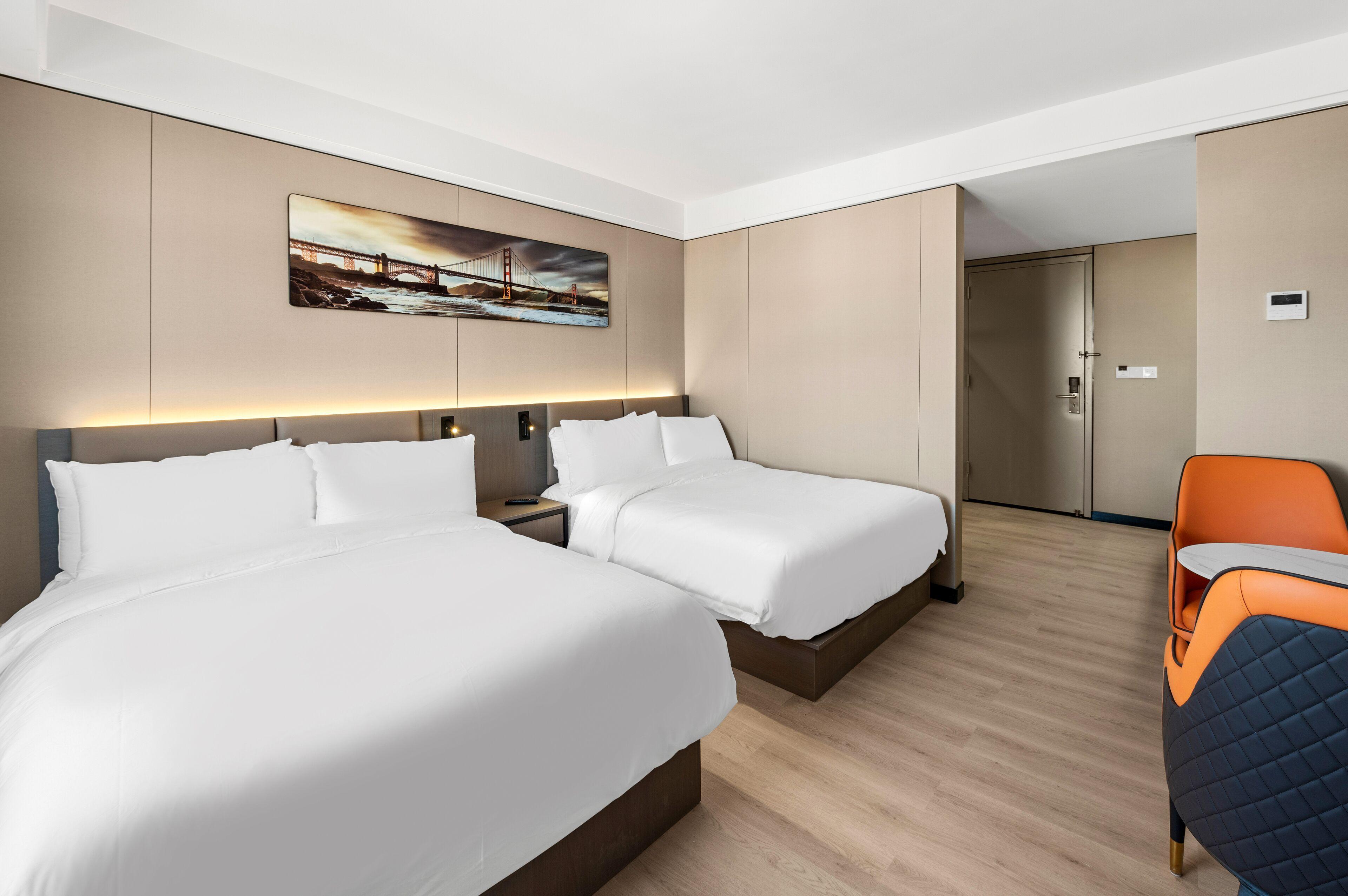 Ly Hotel 2*