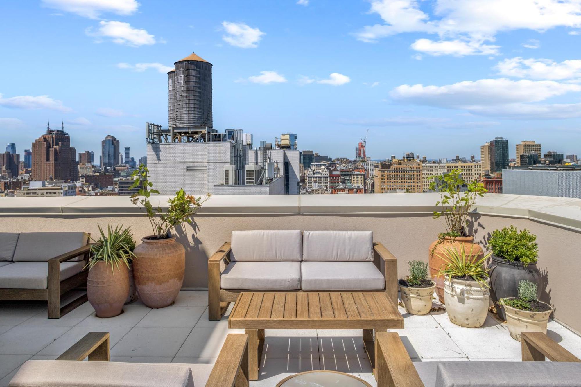 Freeman 903 By Rove 1br With Shared Amenities New York