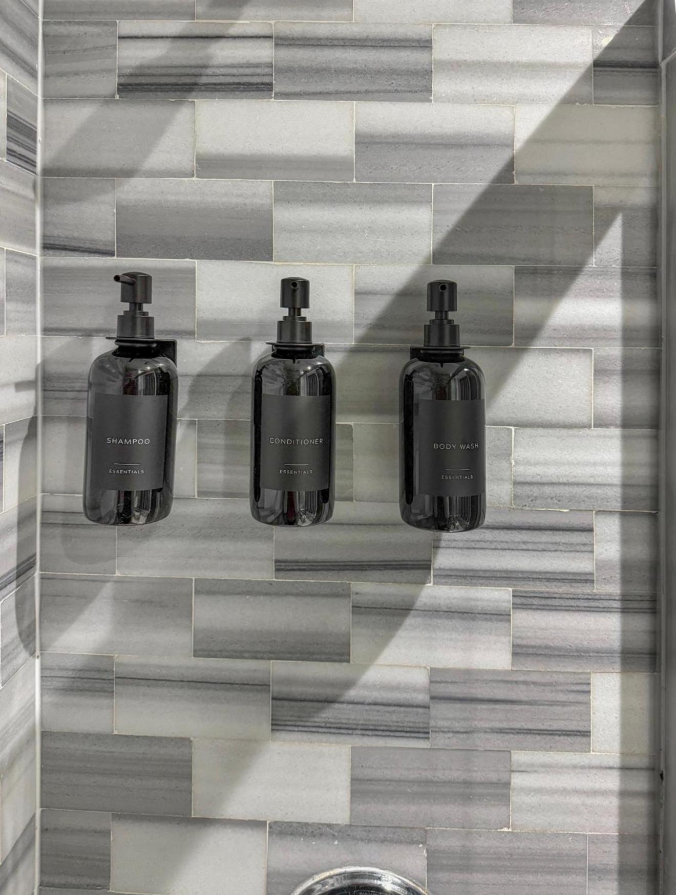 Superb 4-bedroom 1 Block From Park In Vibrant *