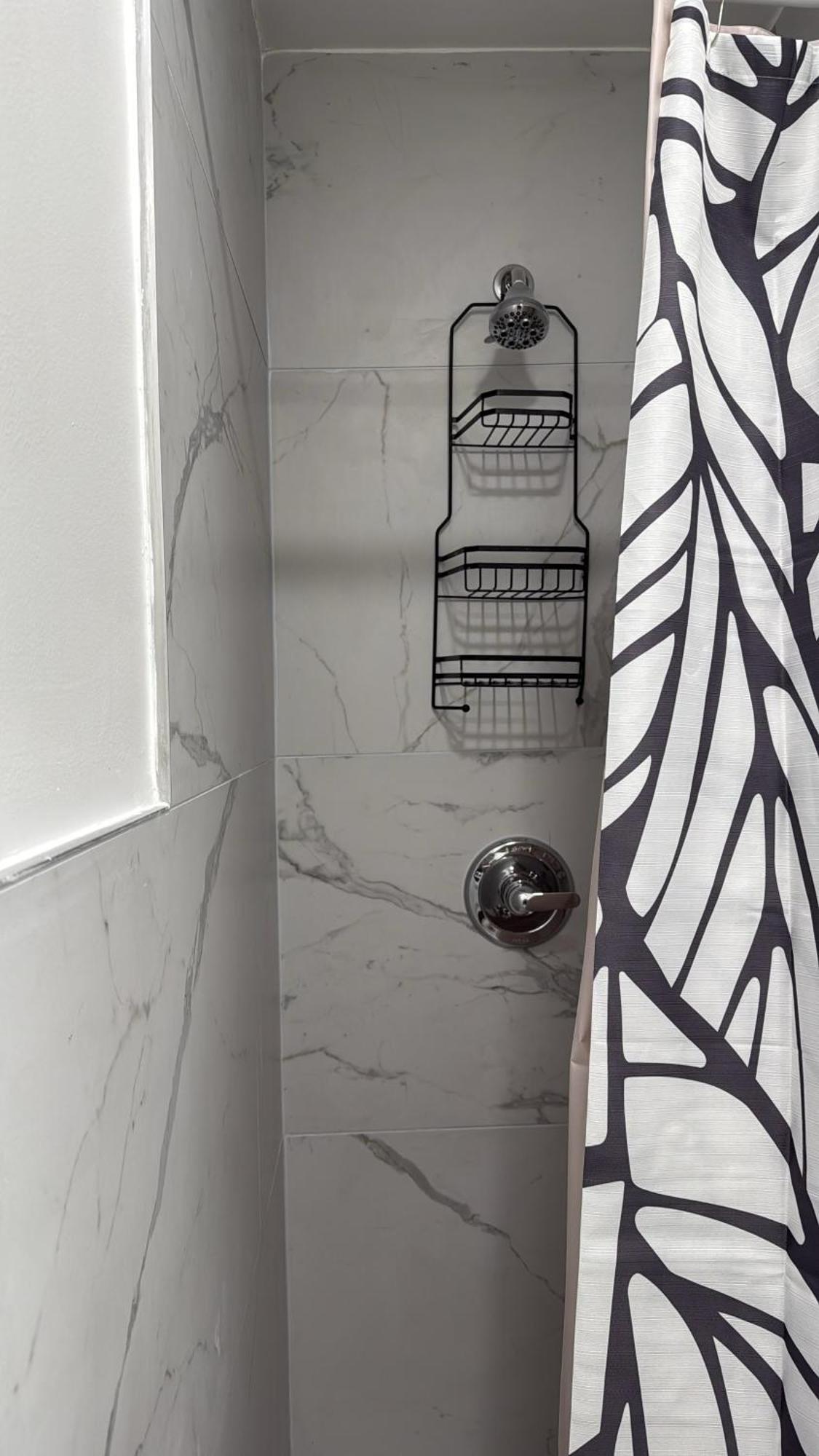 2 Guest house New York