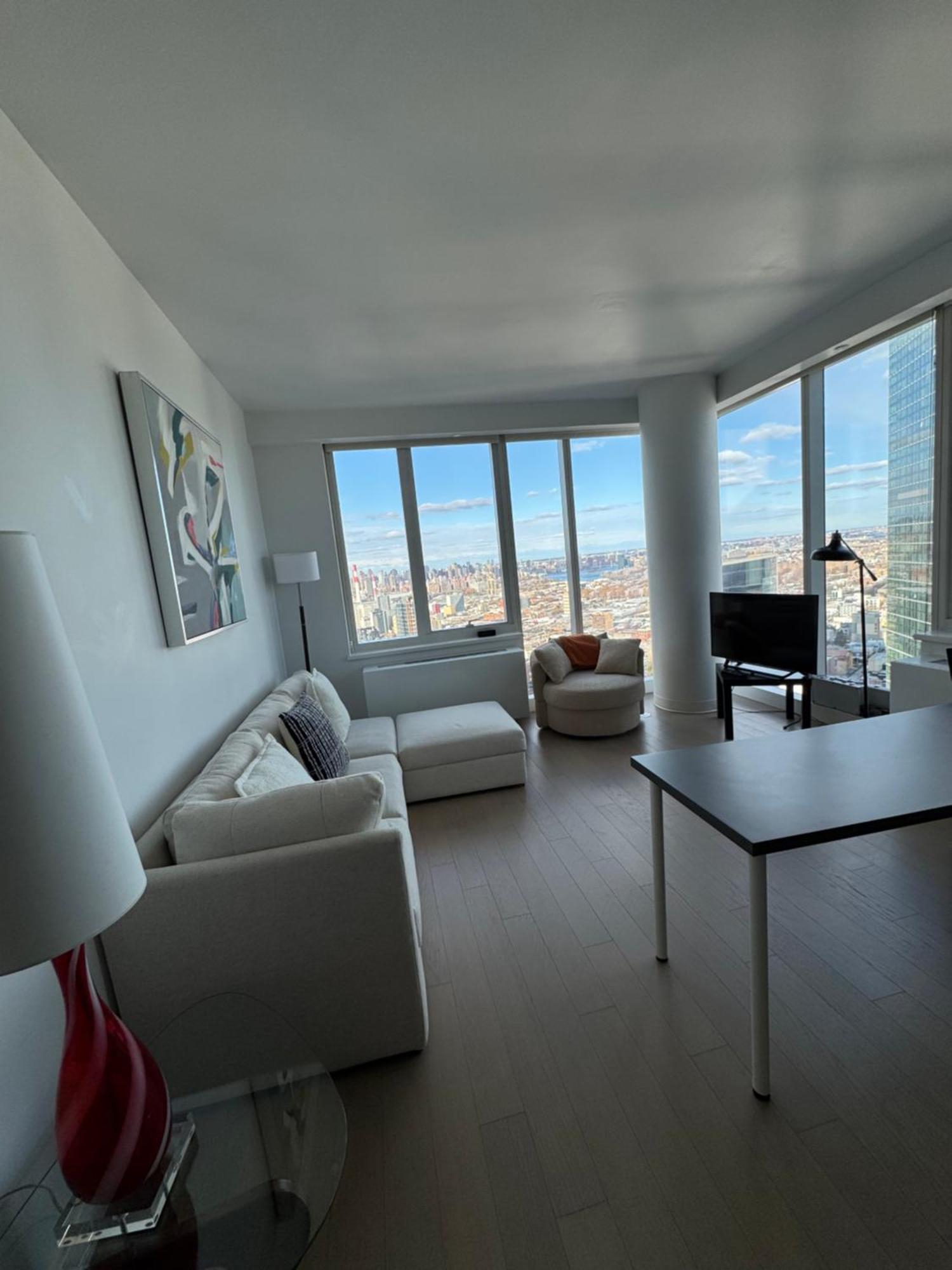 Apartment Luxury 2 Bedrooms 2 Bathrooms Corner Breathtaking Views Modern Retreat