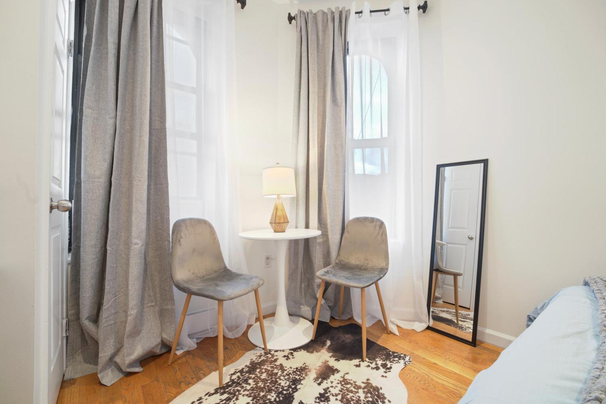 Apartment 3br Serene Near Park