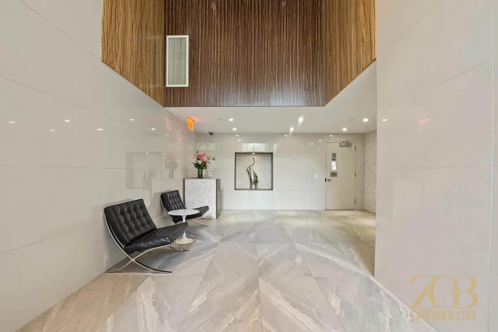 Stylish 2-bedroom Near Park - Laundry - Elevator New York