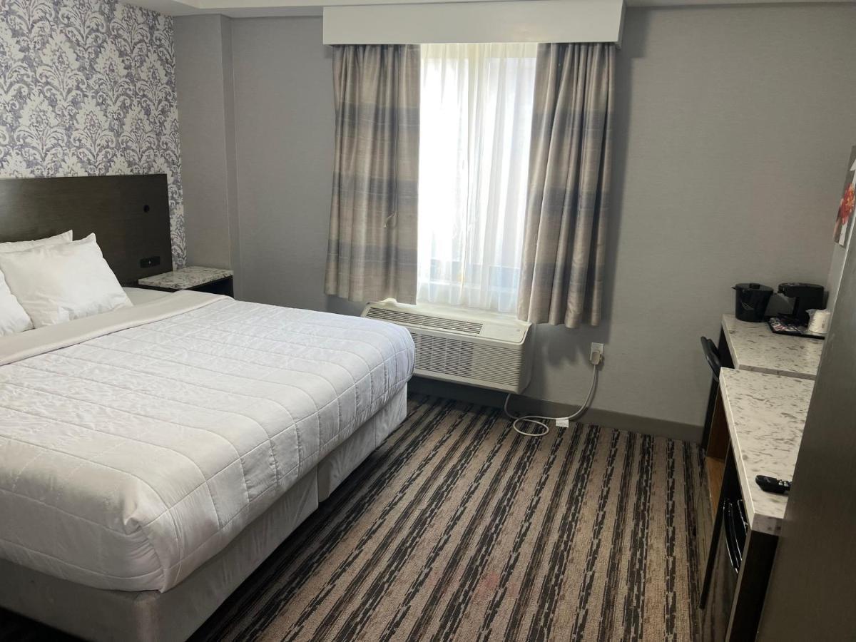 Hotel The Essence At Jfk New York